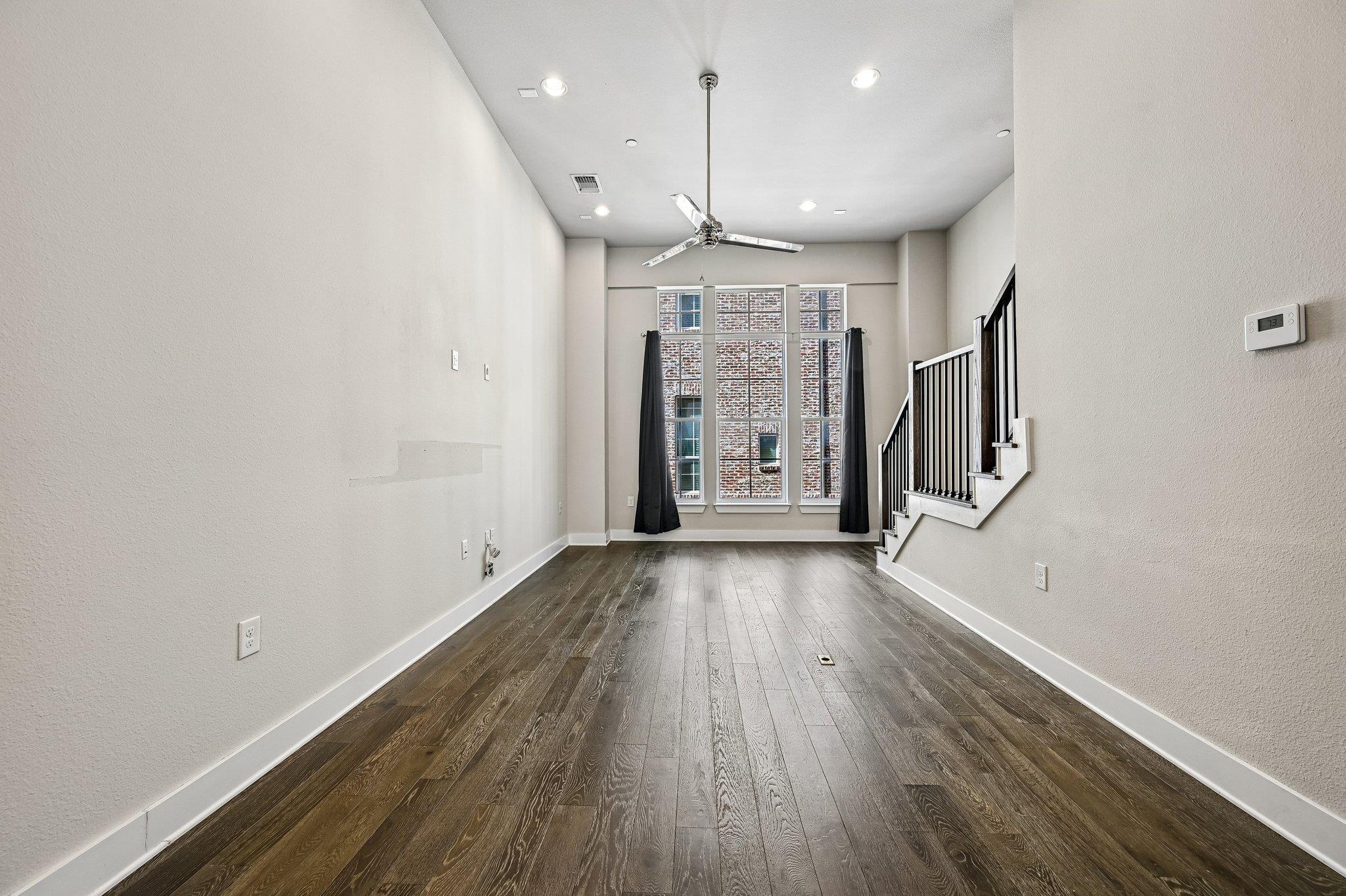 1411 Town Creek Dr. # 6