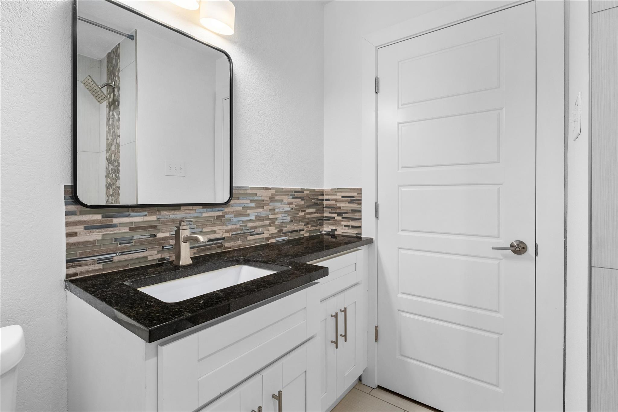 6414 Kenilworth DR