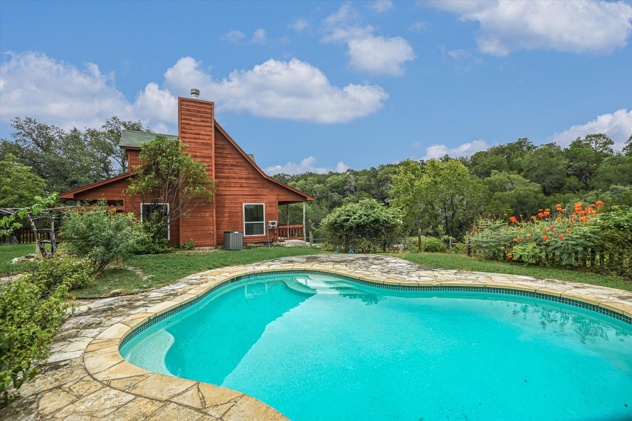 2355 Sandy Point RD