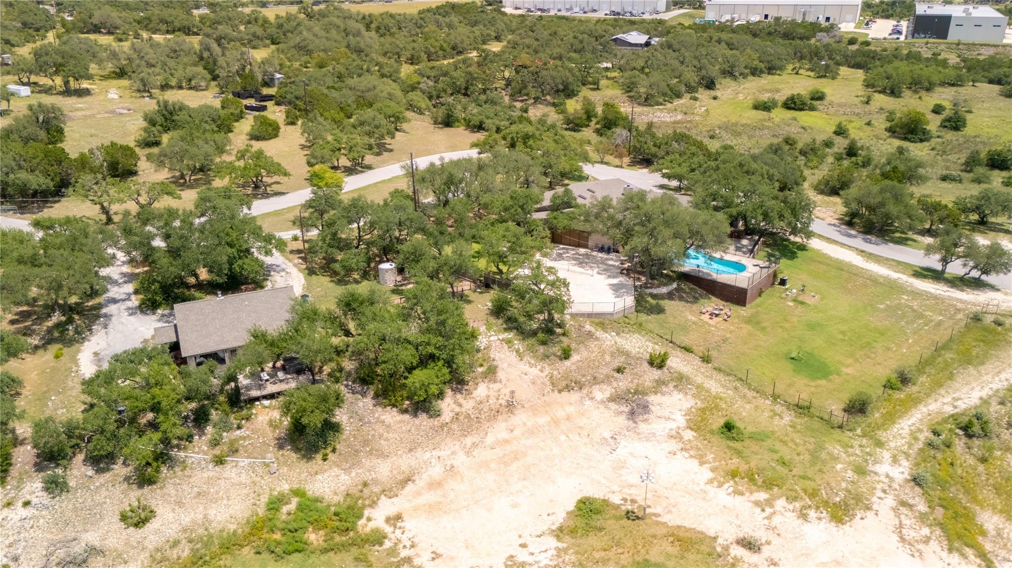 110 Longhorn LN
