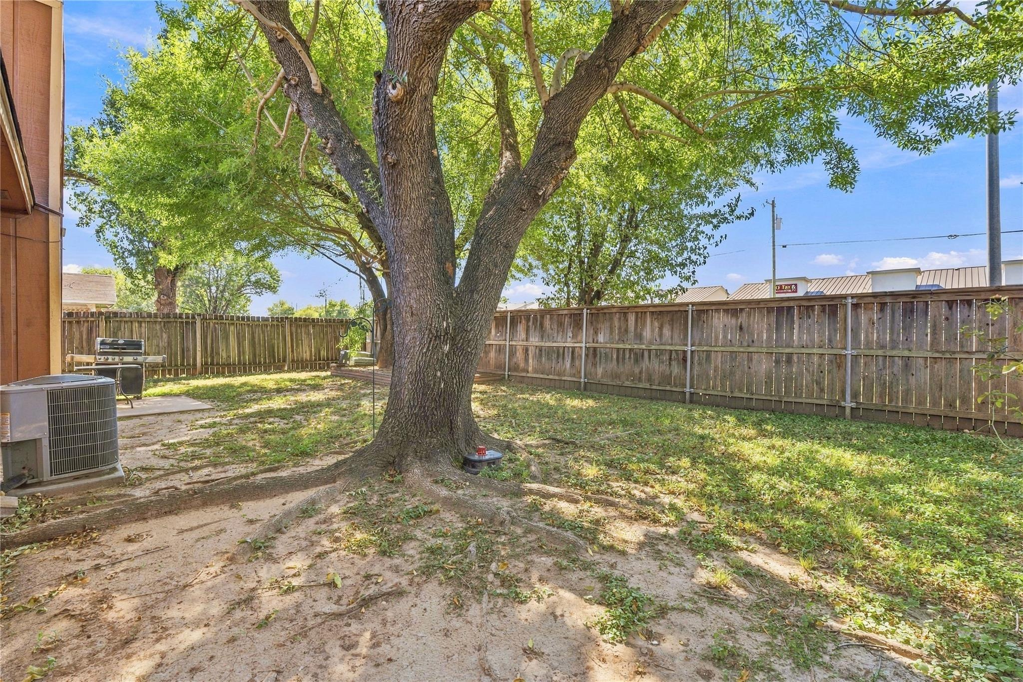2110 Balsam WAY