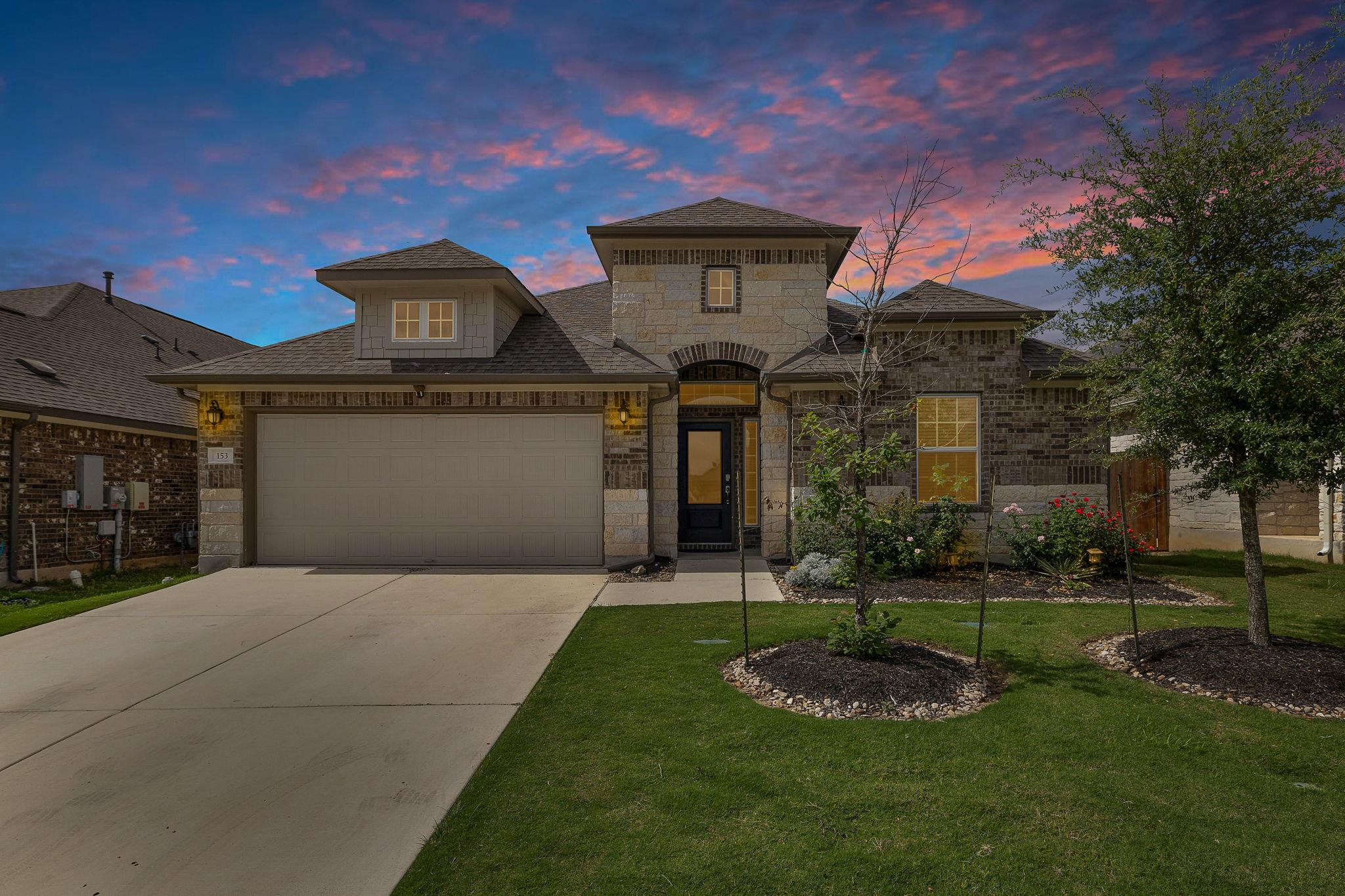 153 Coronella DR