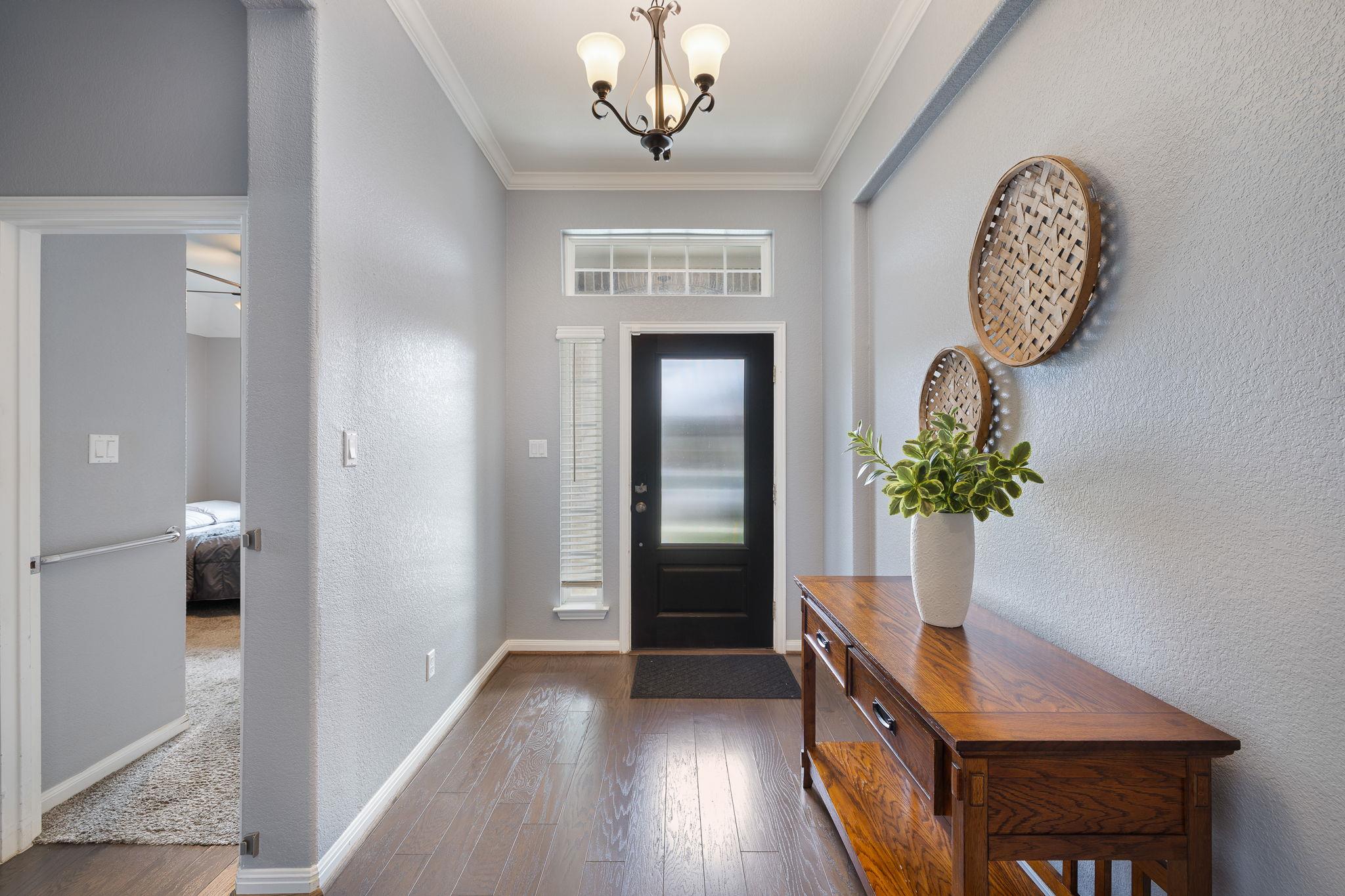 153 Coronella DR