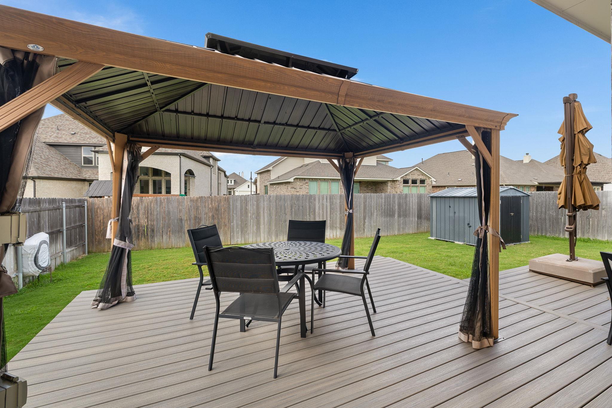 153 Coronella DR