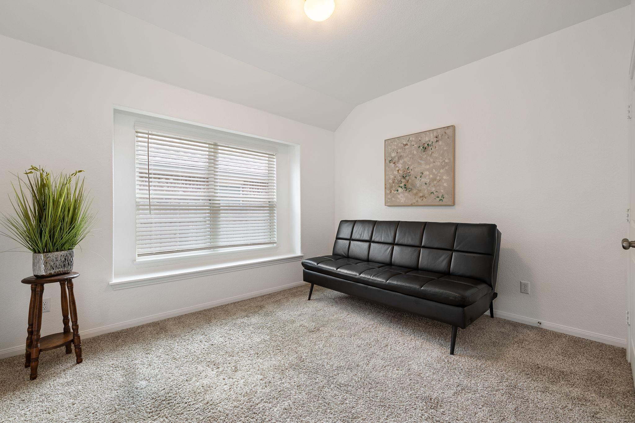 153 Coronella DR