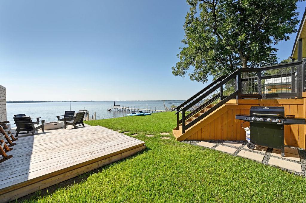 611 Lakeshore LOOP