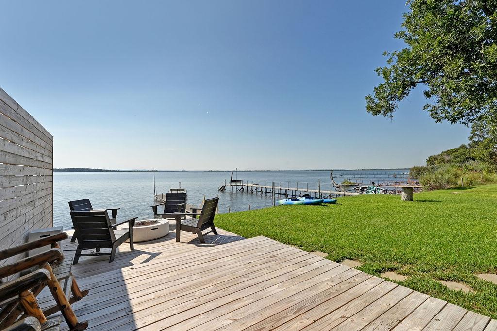 611 Lakeshore LOOP