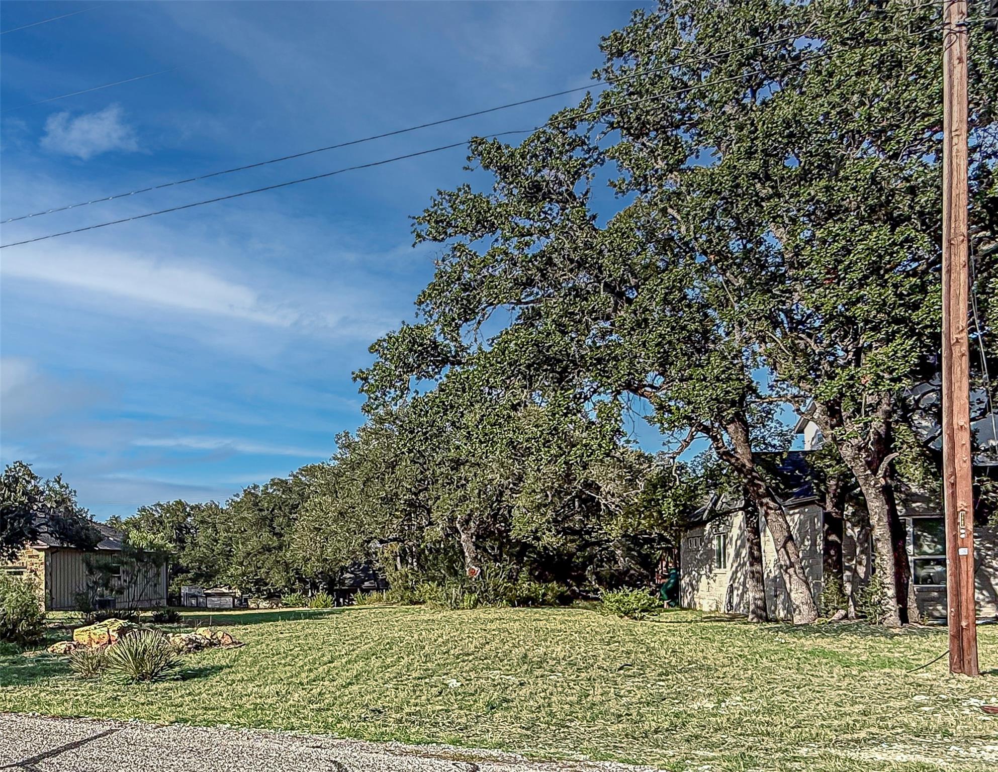 311 Bedford DR