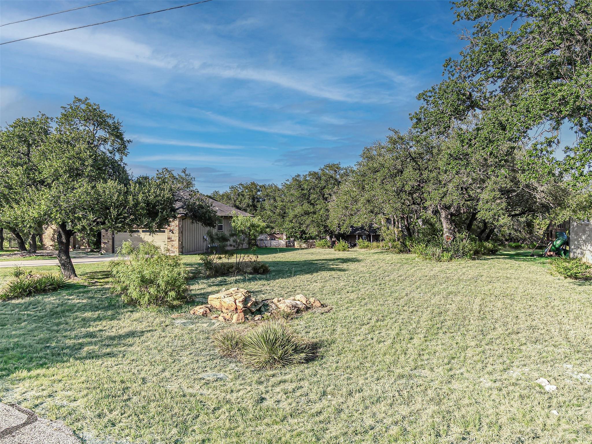 311 Bedford DR