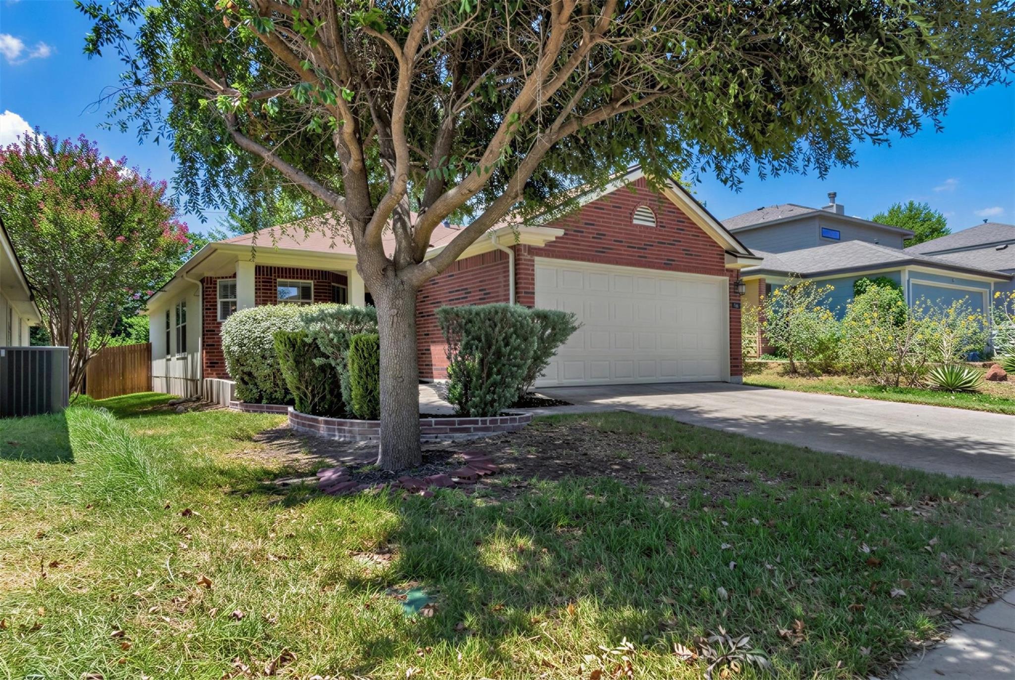 5605 Bentsen LN