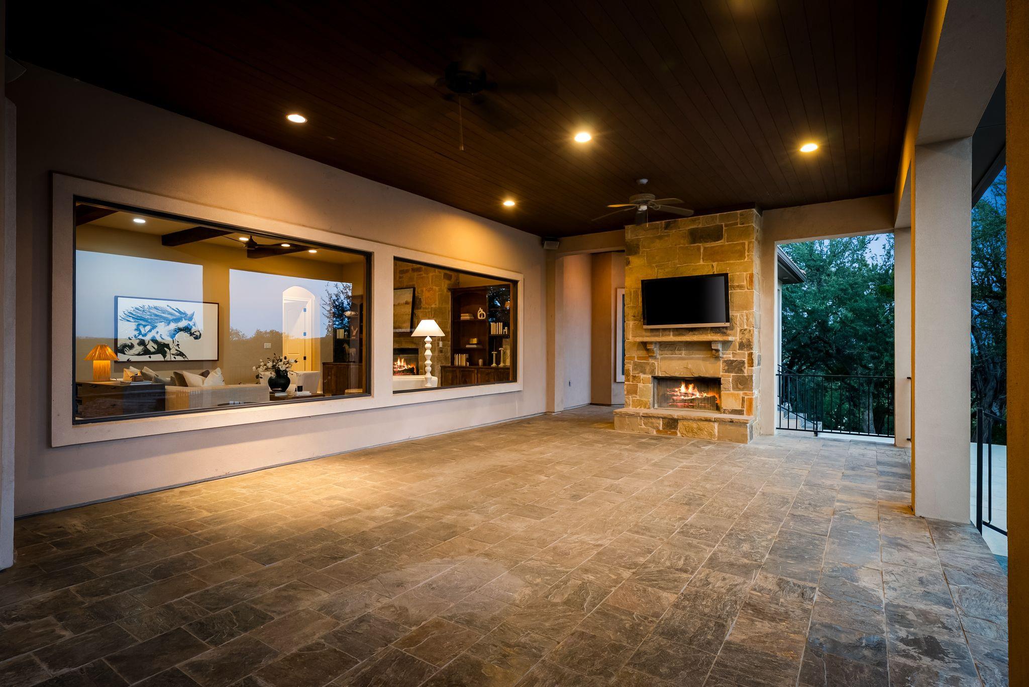 8145 Lake Mountain LN