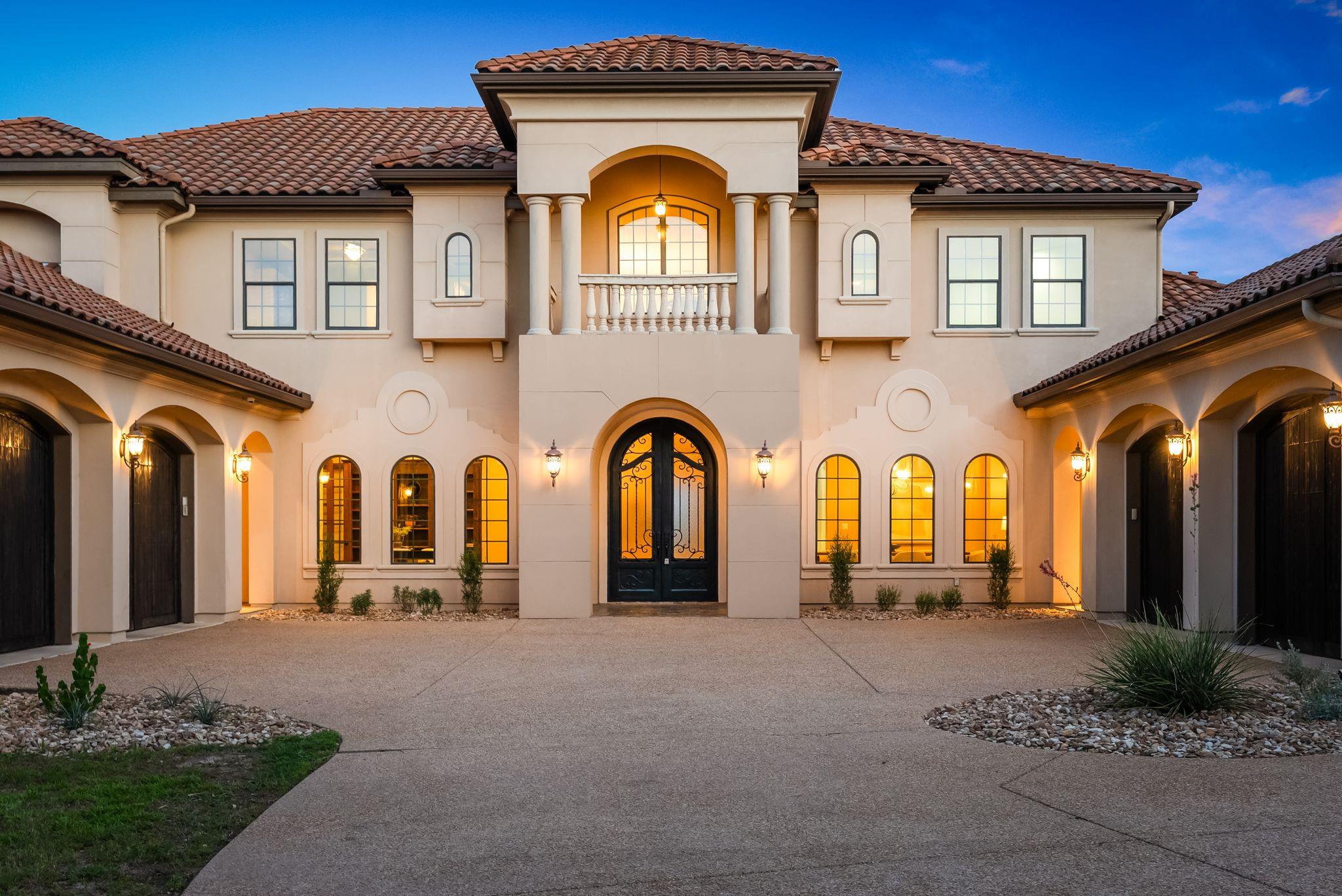 8145 Lake Mountain LN
