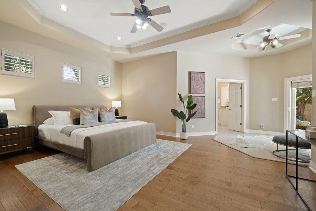 5 Tiburon CT