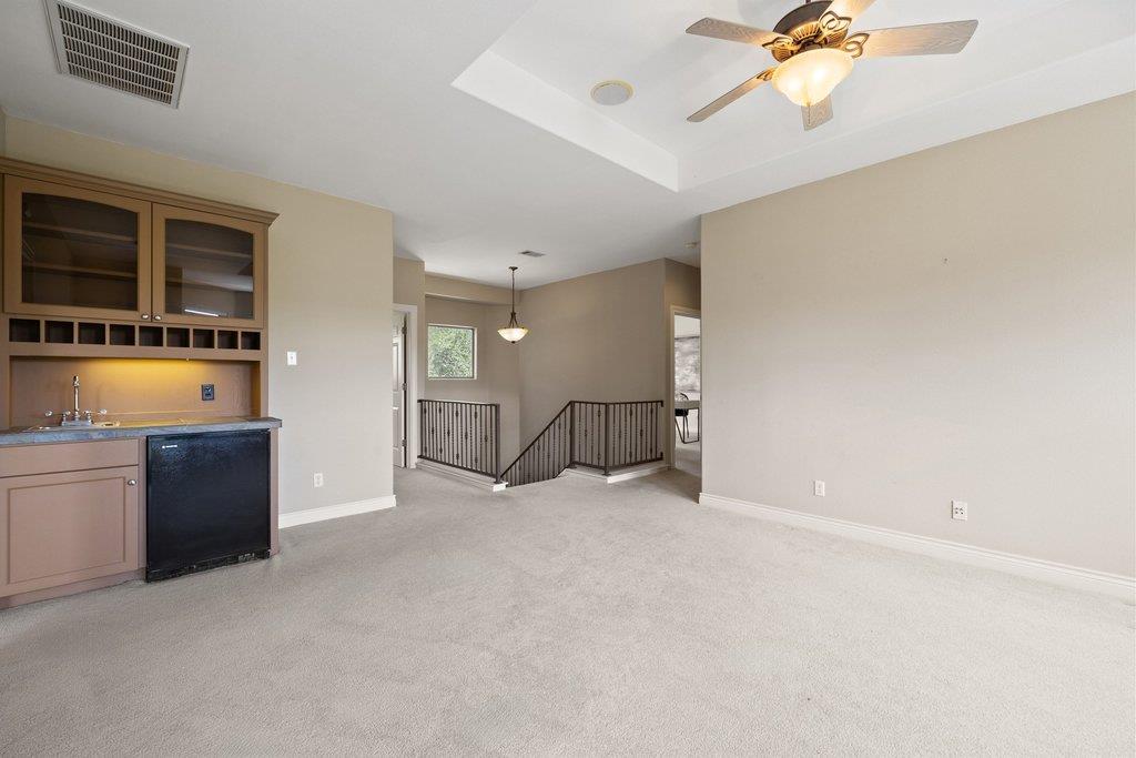 5 Tiburon CT