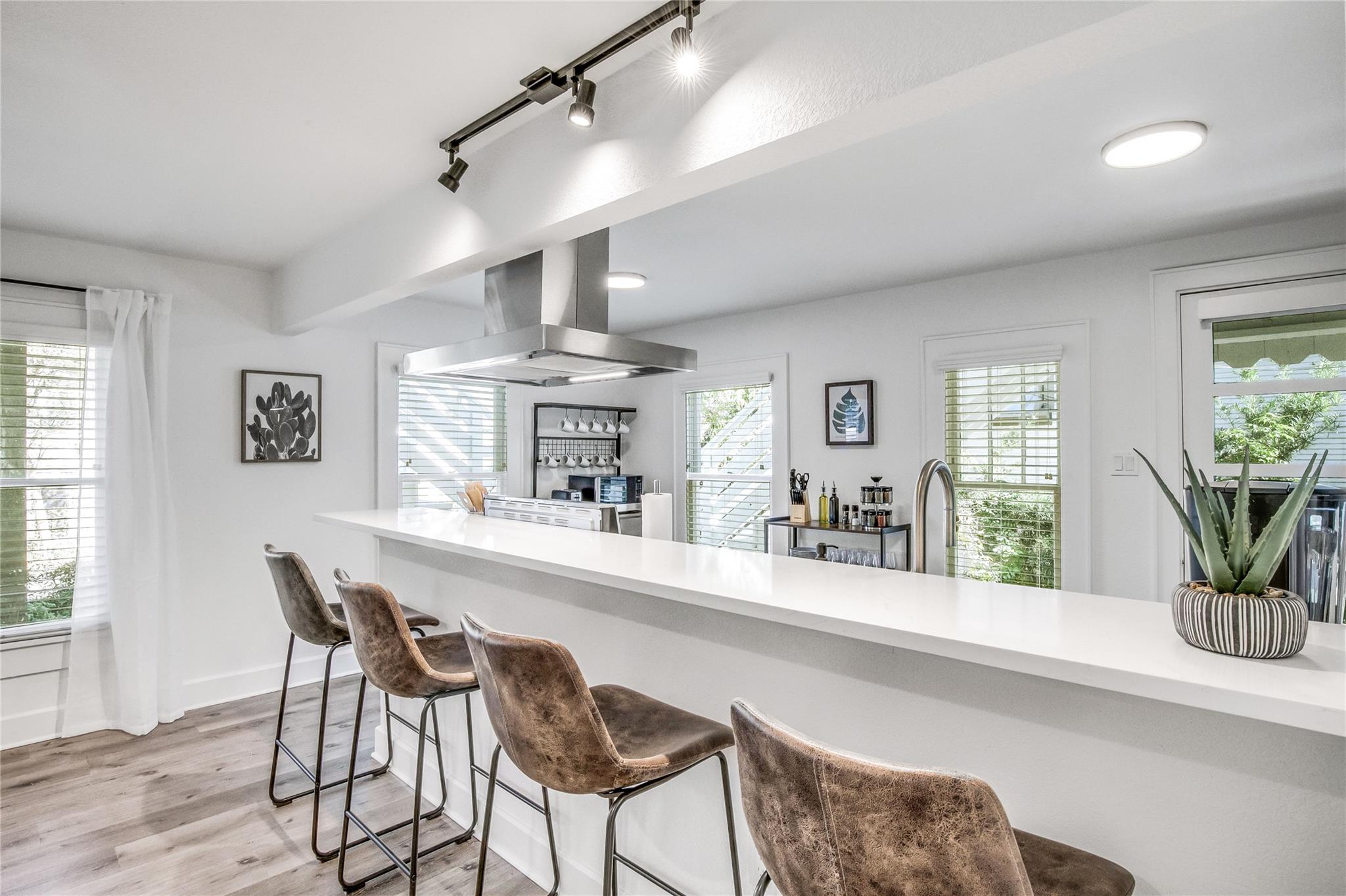 707 Highland Ave