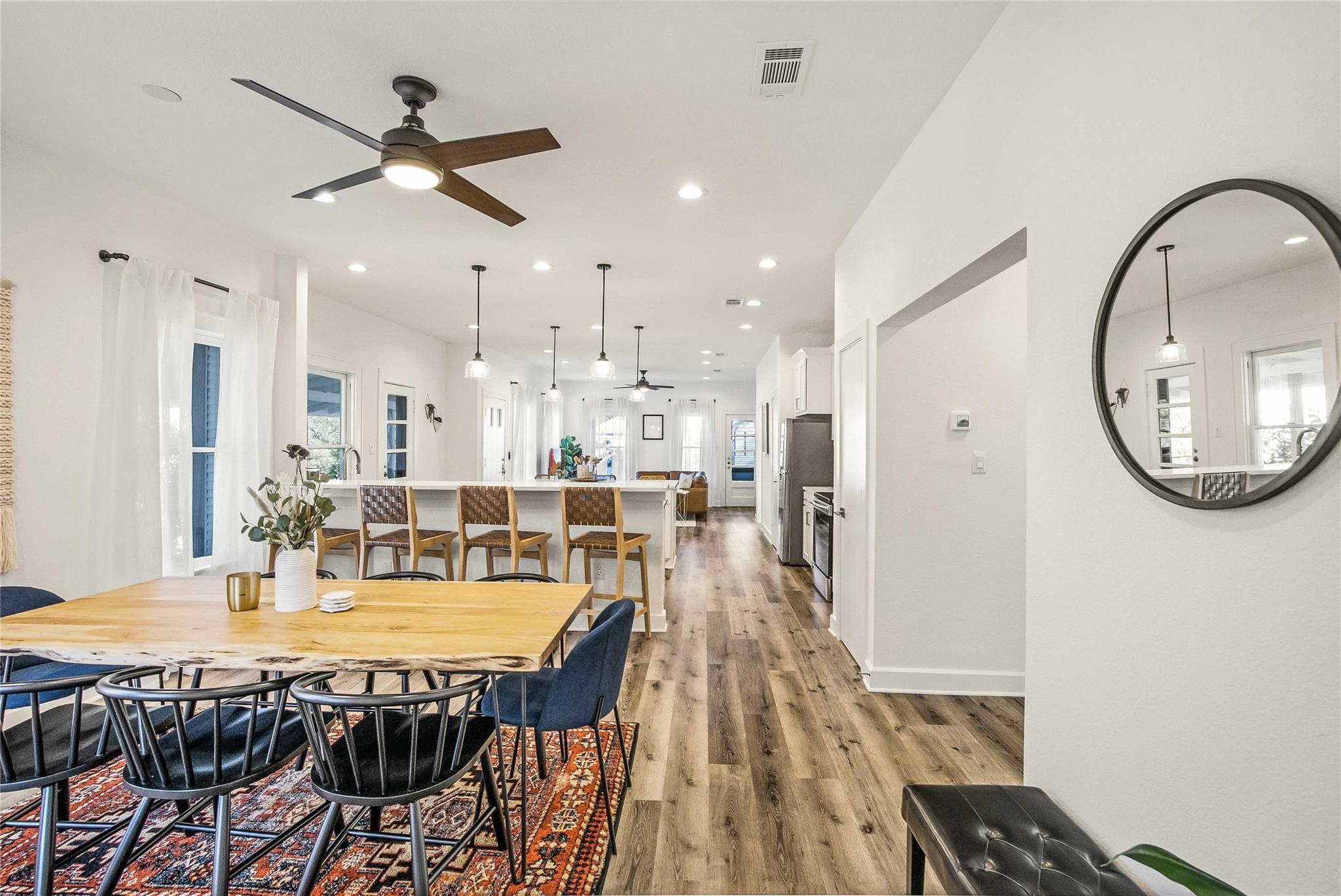707 Highland Ave