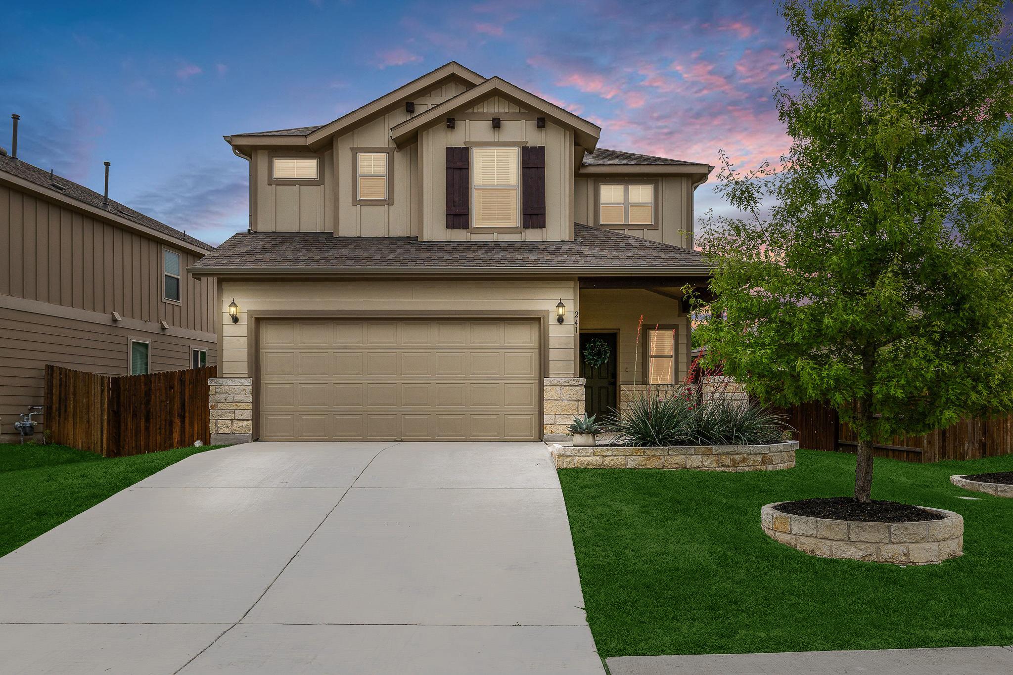 241 La Dera DR