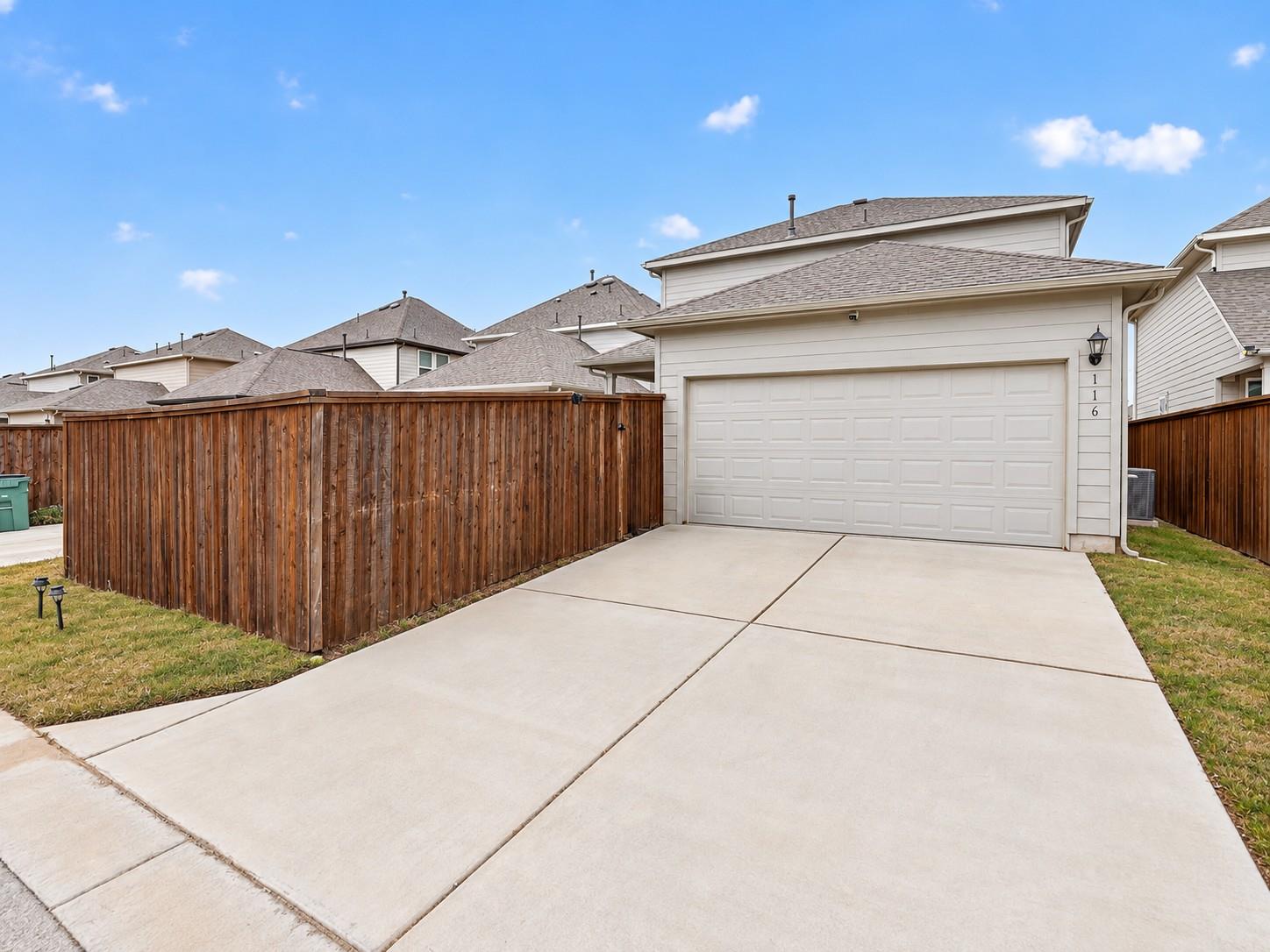 116 Gracie WAY