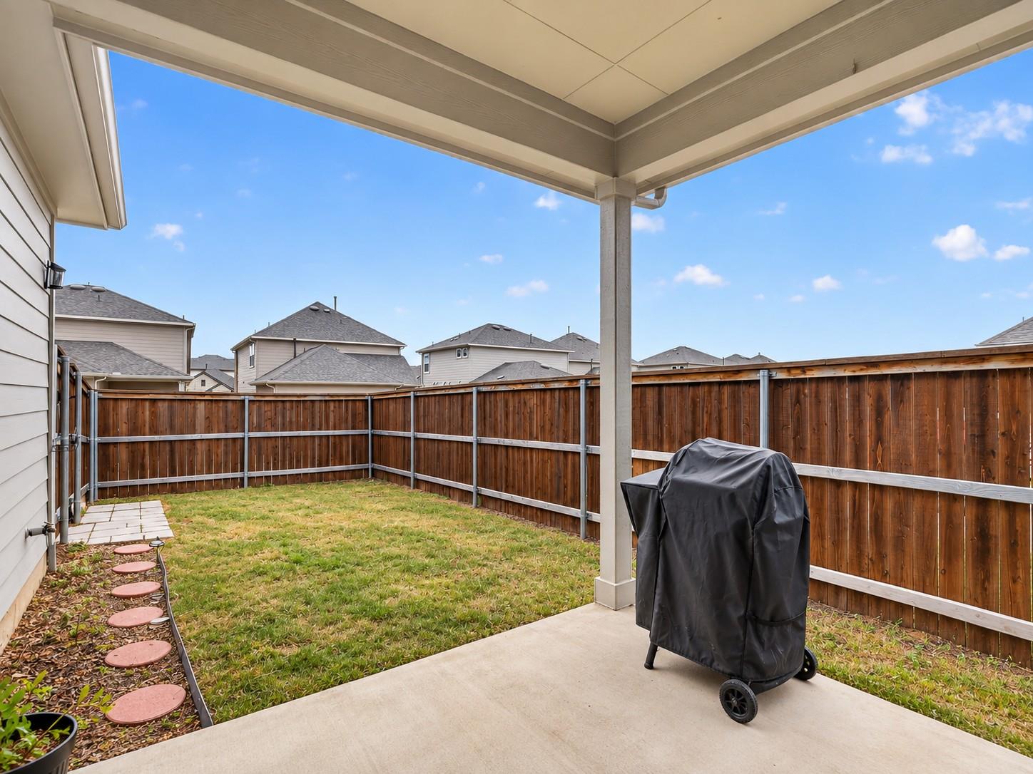 116 Gracie WAY