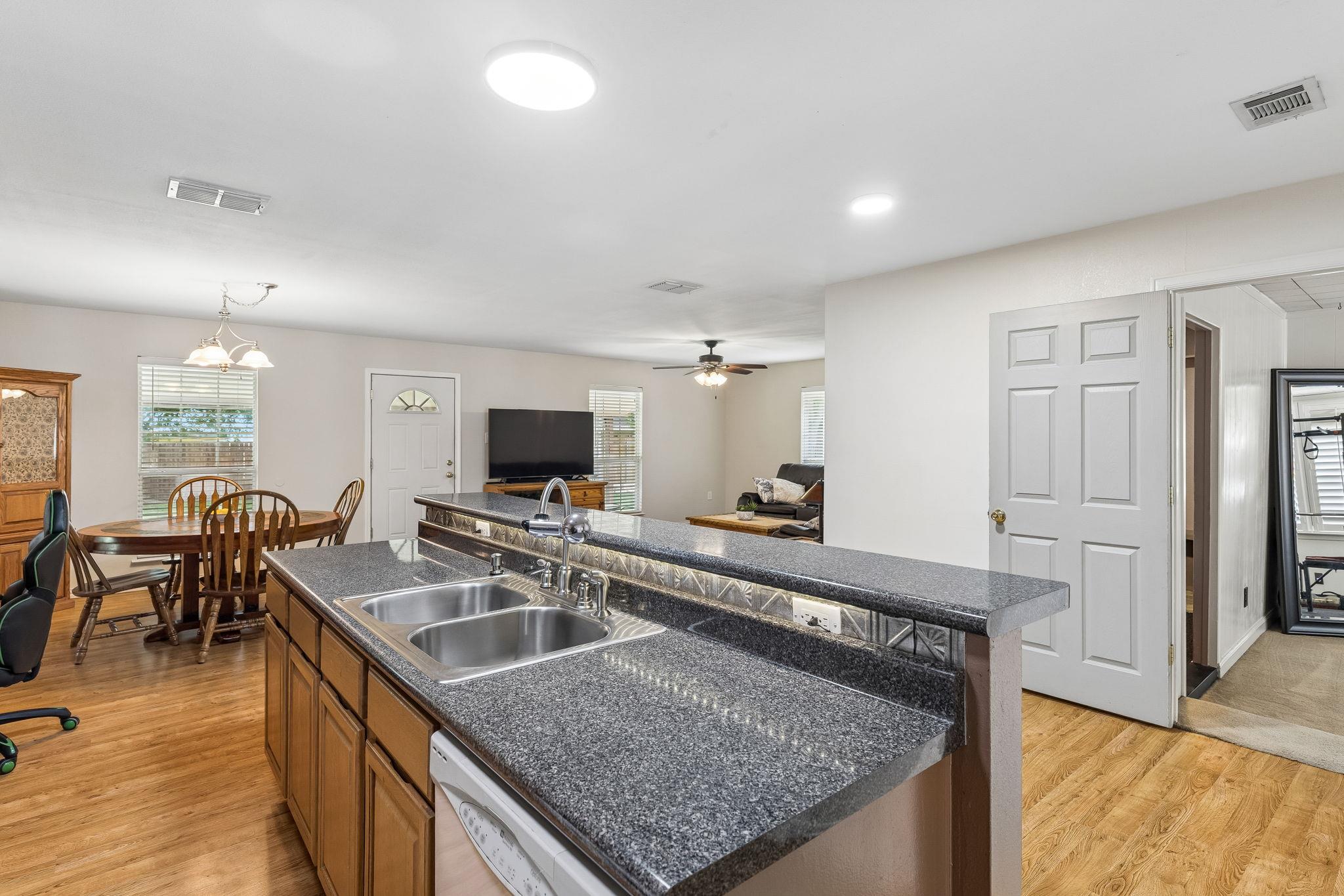 1508 Glen Burnie DR