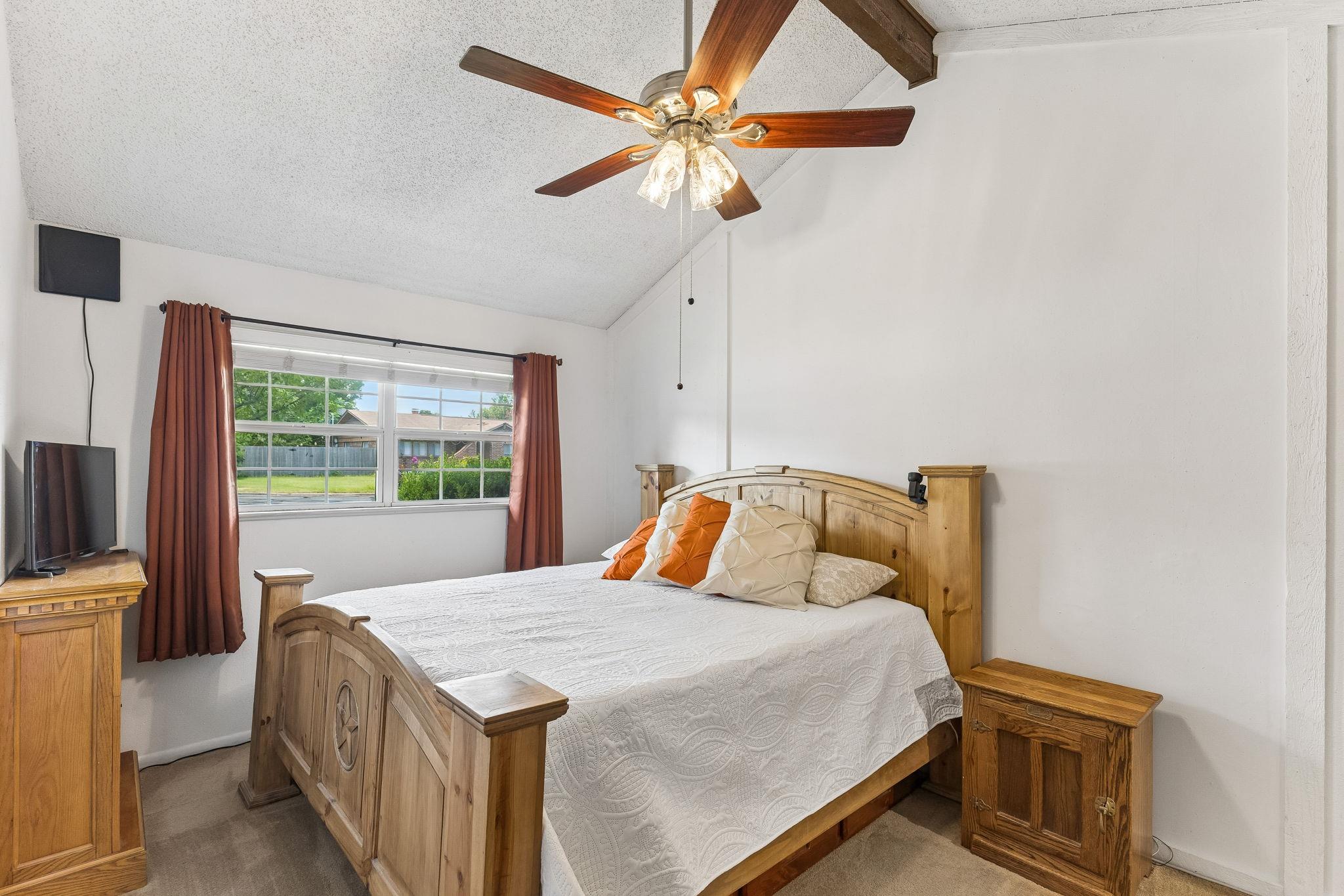1508 Glen Burnie DR