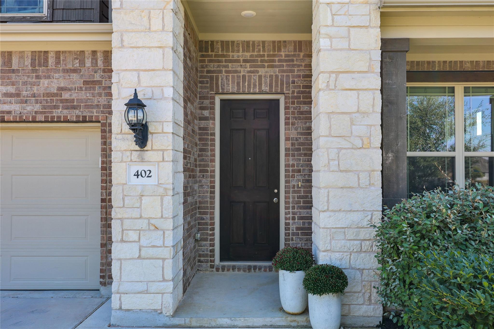 402 Bluejack WAY