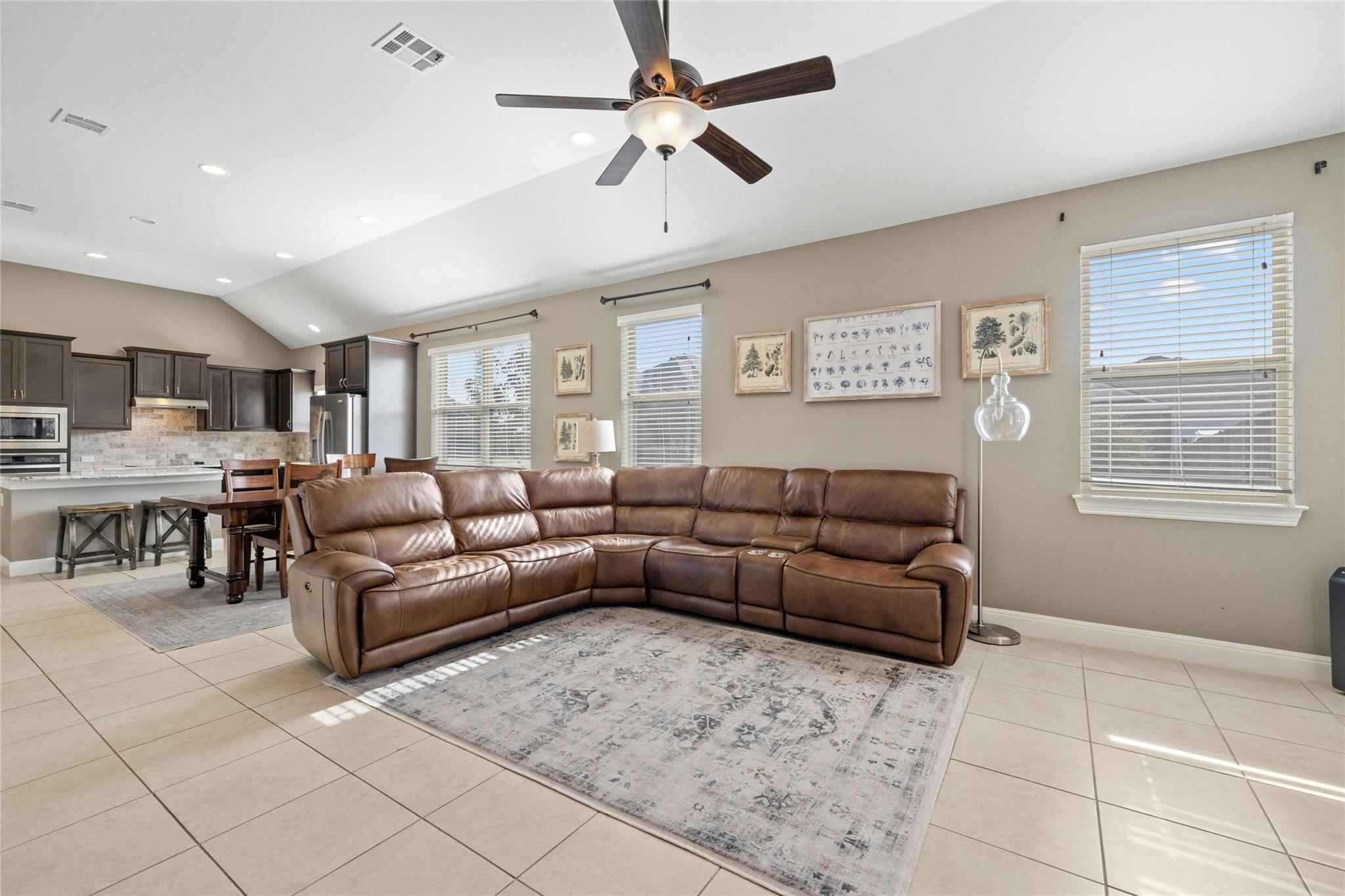 1721 Erie DR
