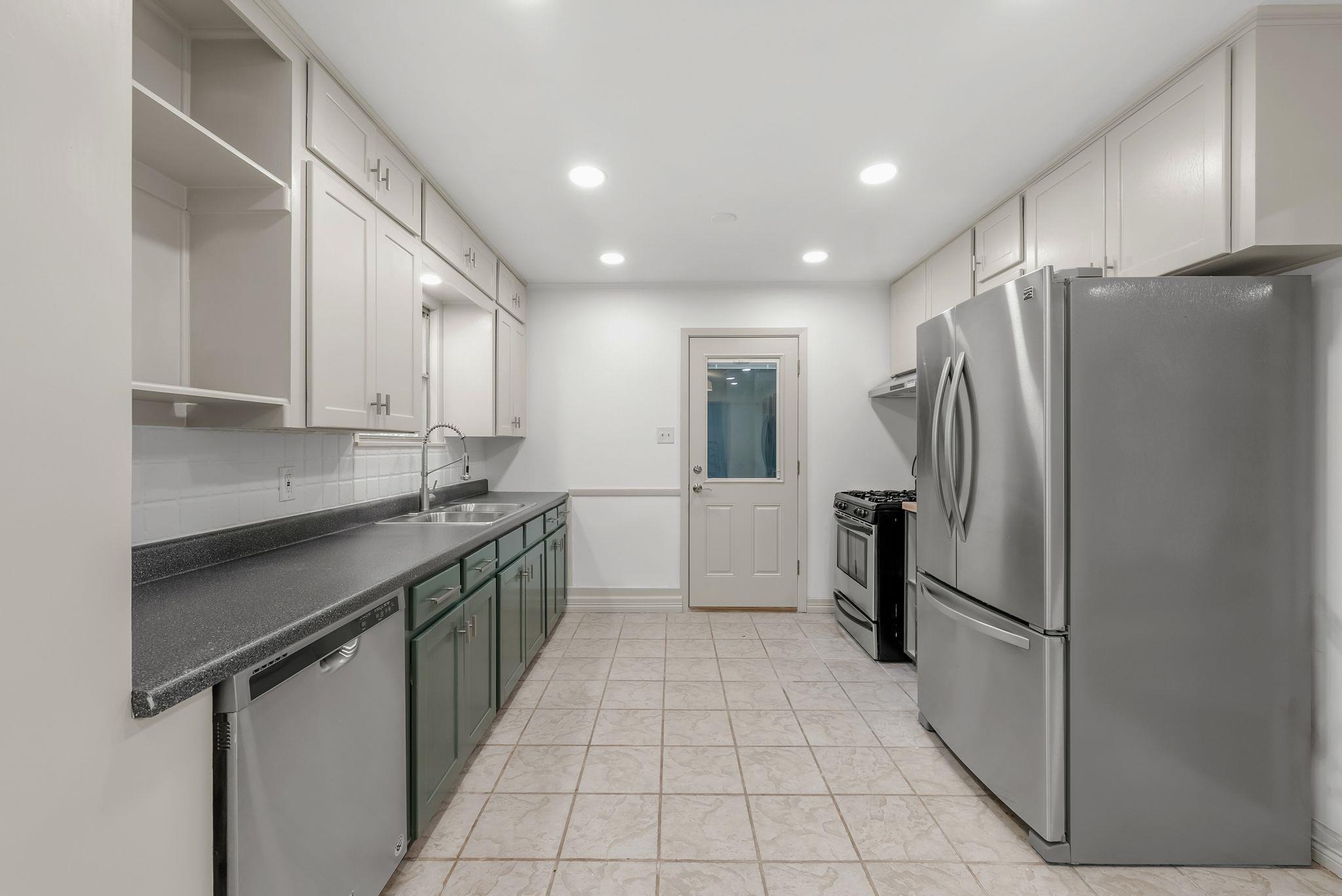 1511 Weyford DR