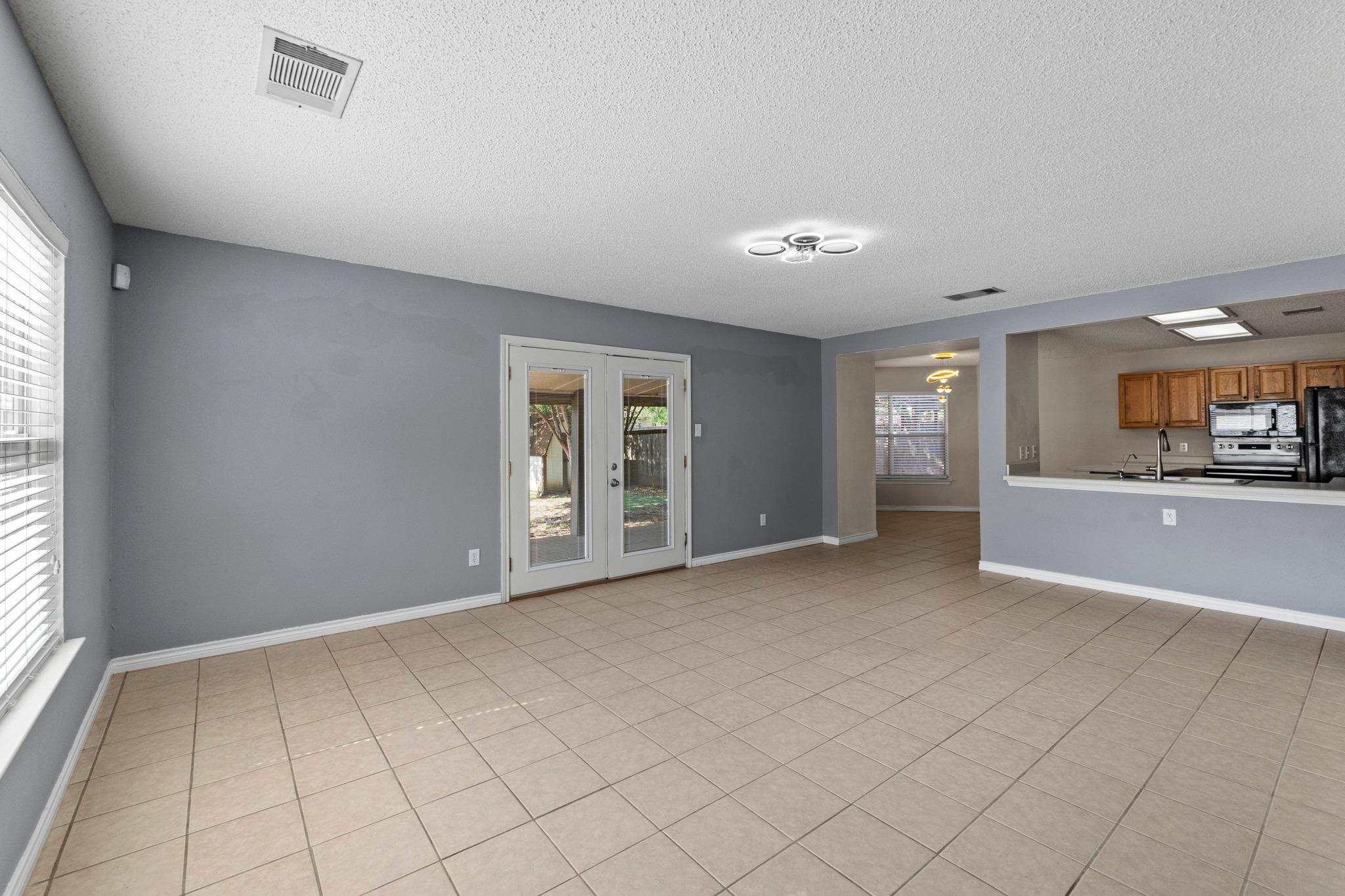 1704 Matagorda DR