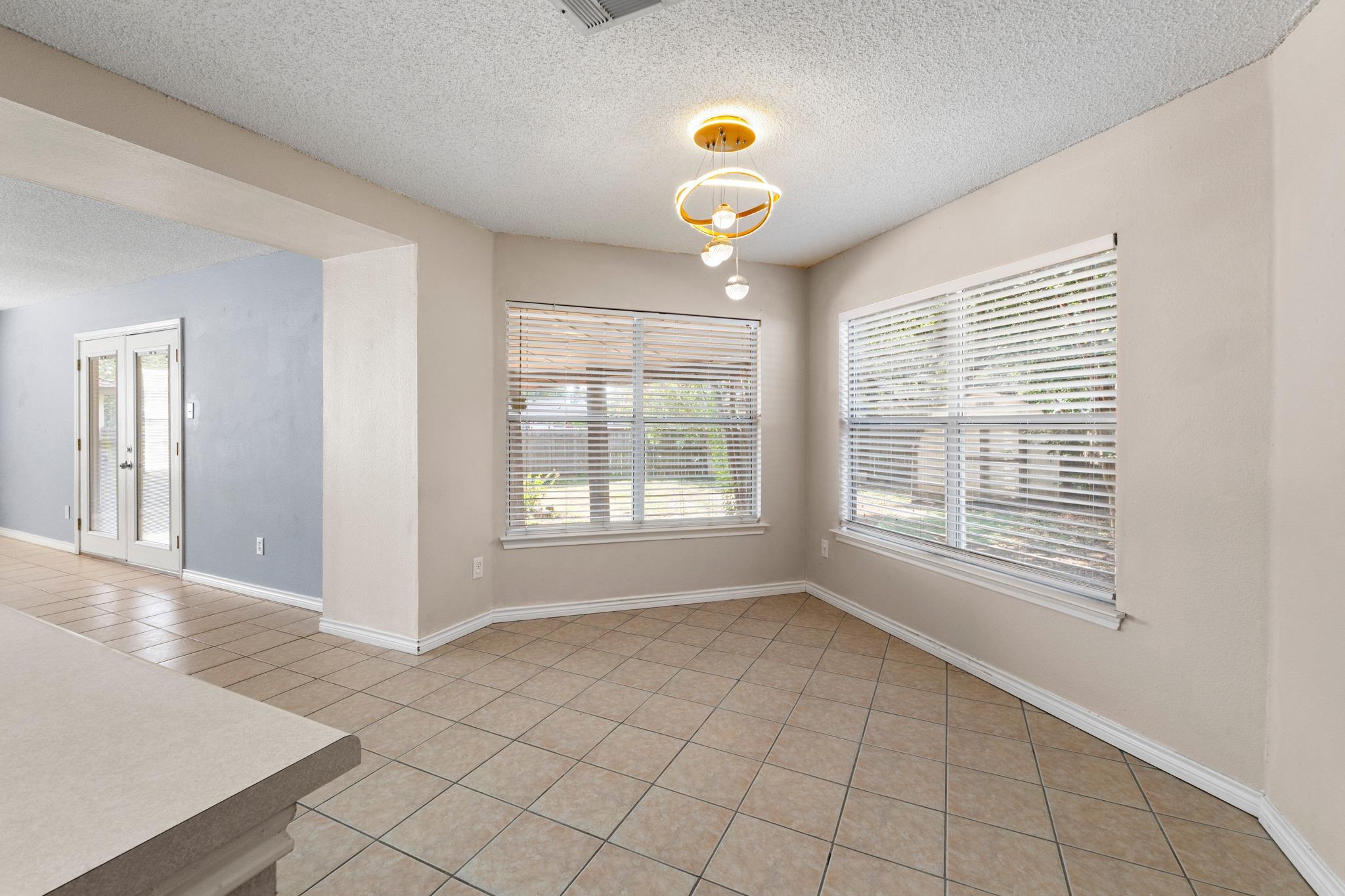 1704 Matagorda DR