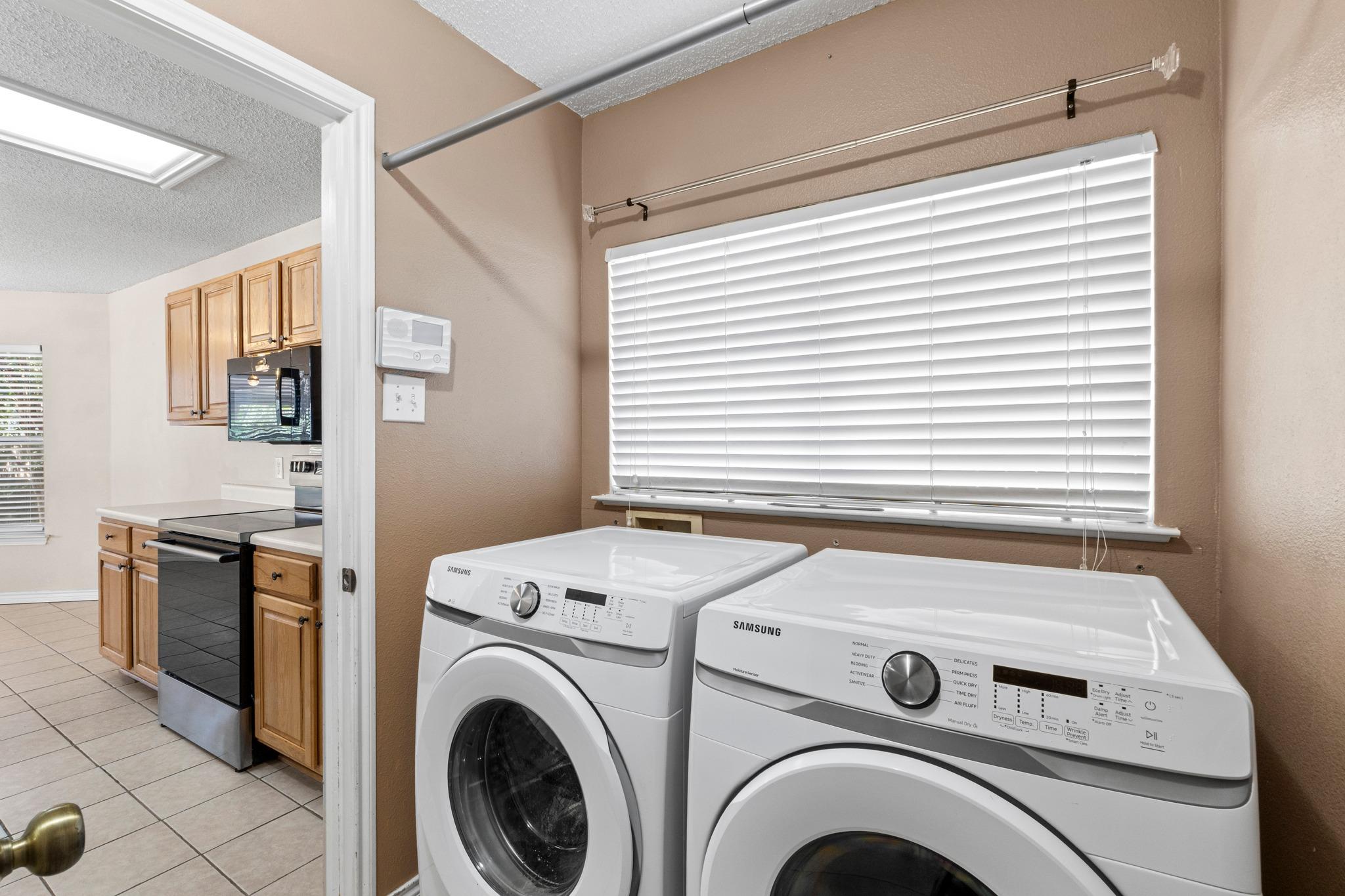 1704 Matagorda DR