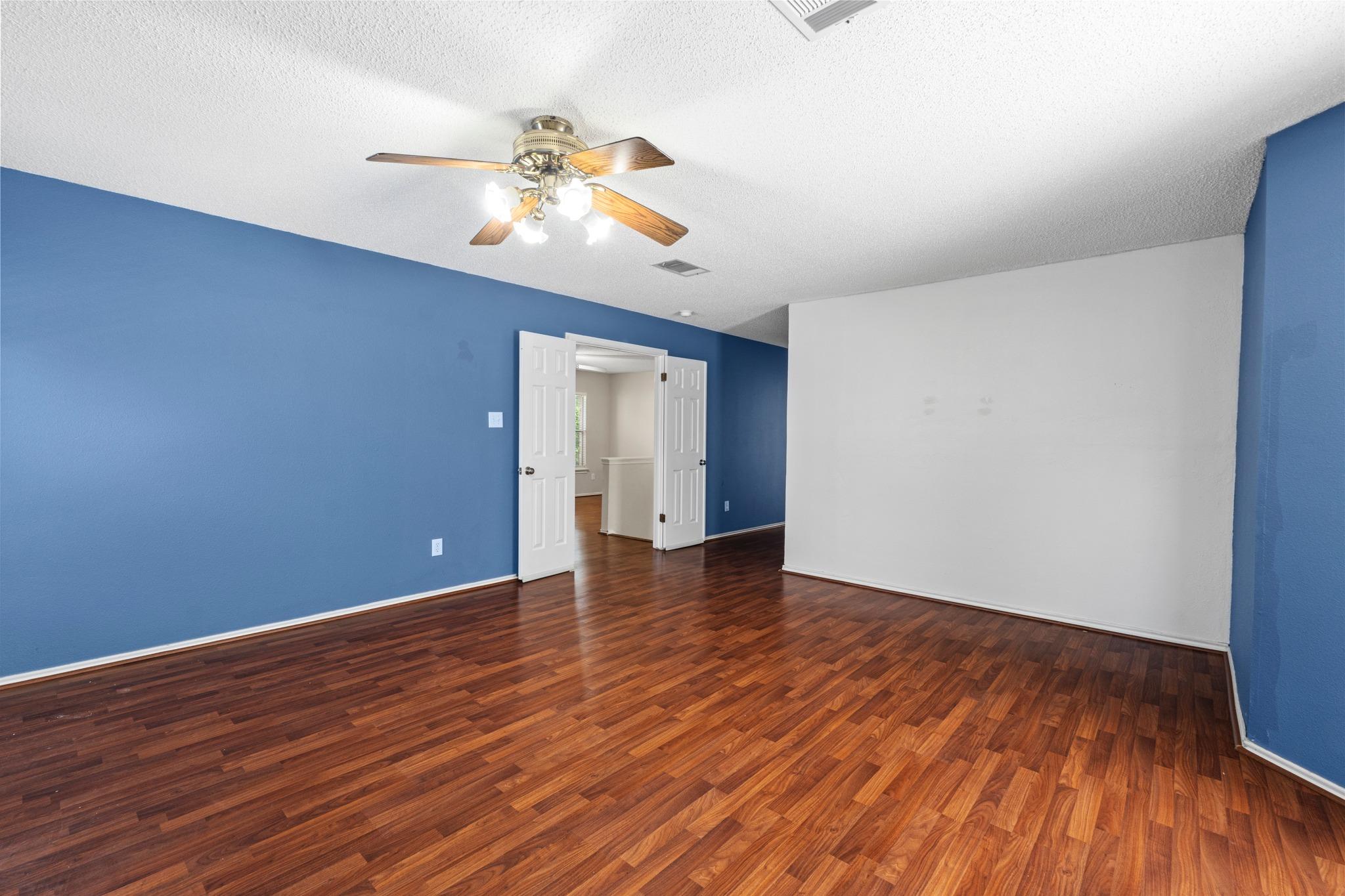 1704 Matagorda DR