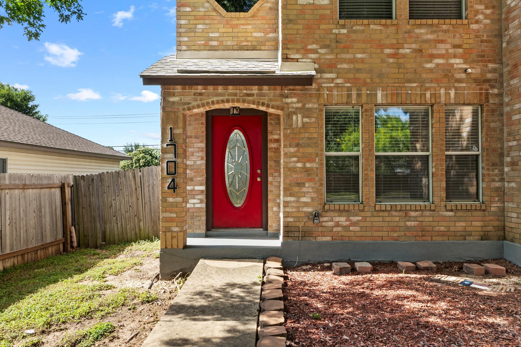 1704 Matagorda DR