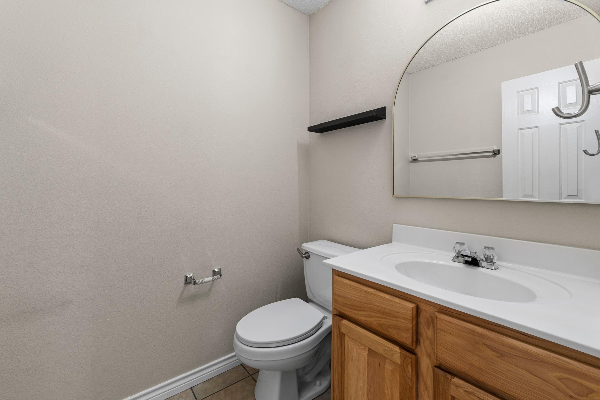1704 Matagorda DR