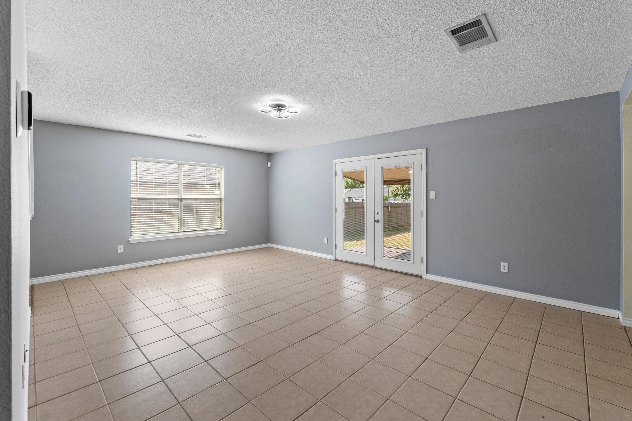 1704 Matagorda DR