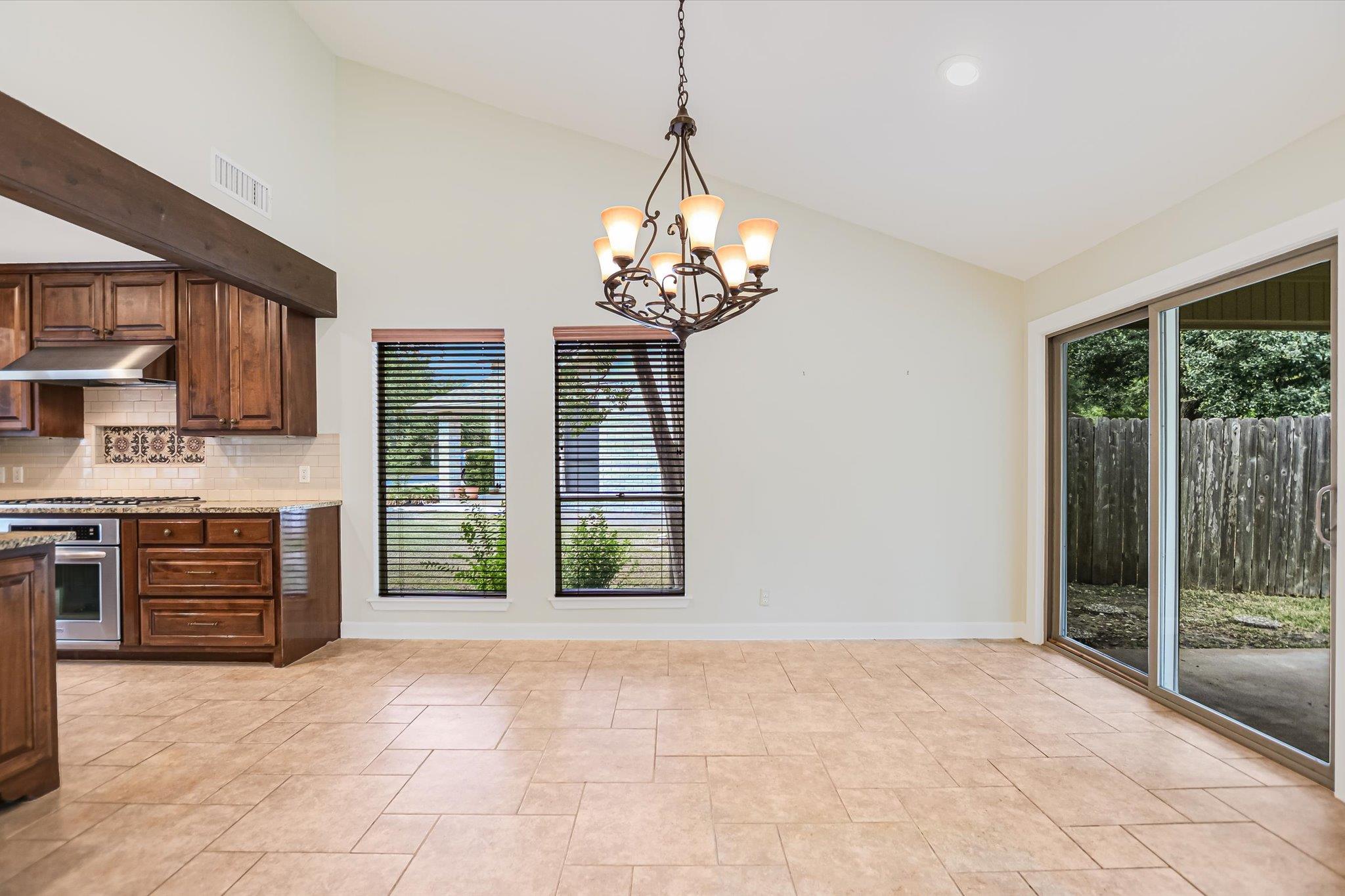 4806 Canyonbend CIR