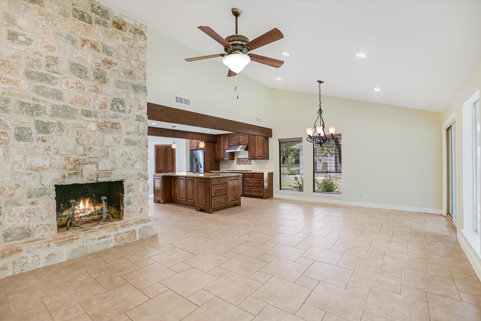 4806 Canyonbend CIR