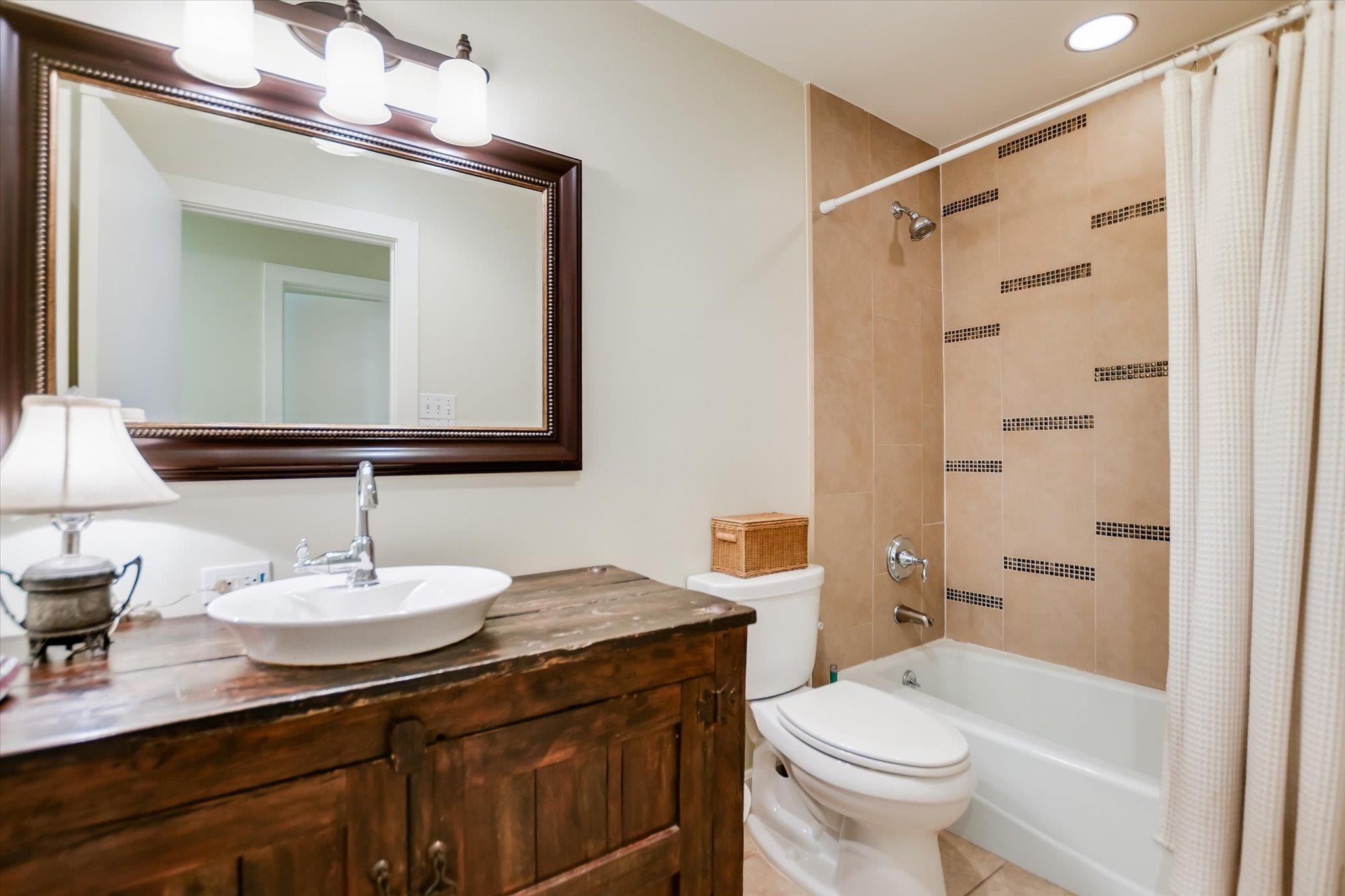 4806 Canyonbend CIR