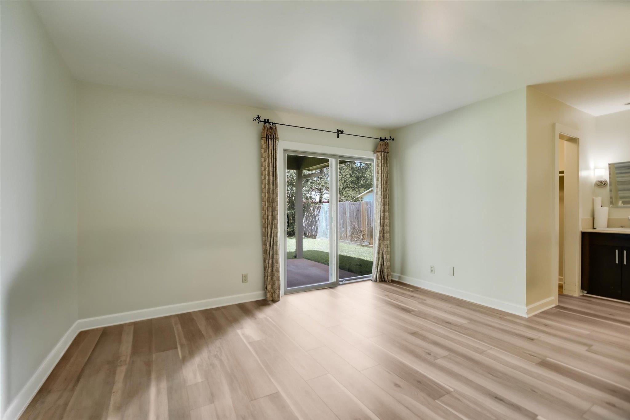 4806 Canyonbend CIR