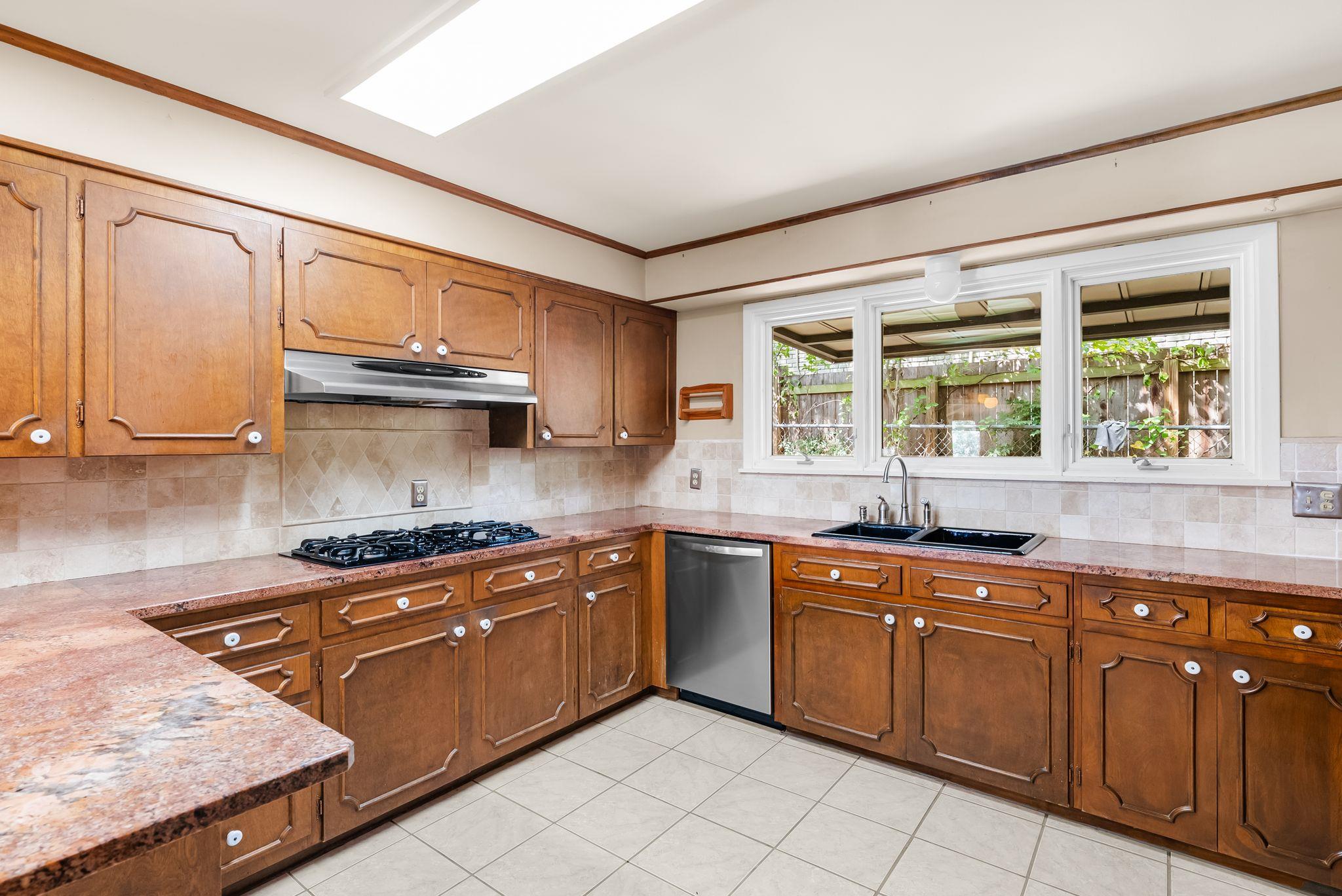3407 Mount Barker DR