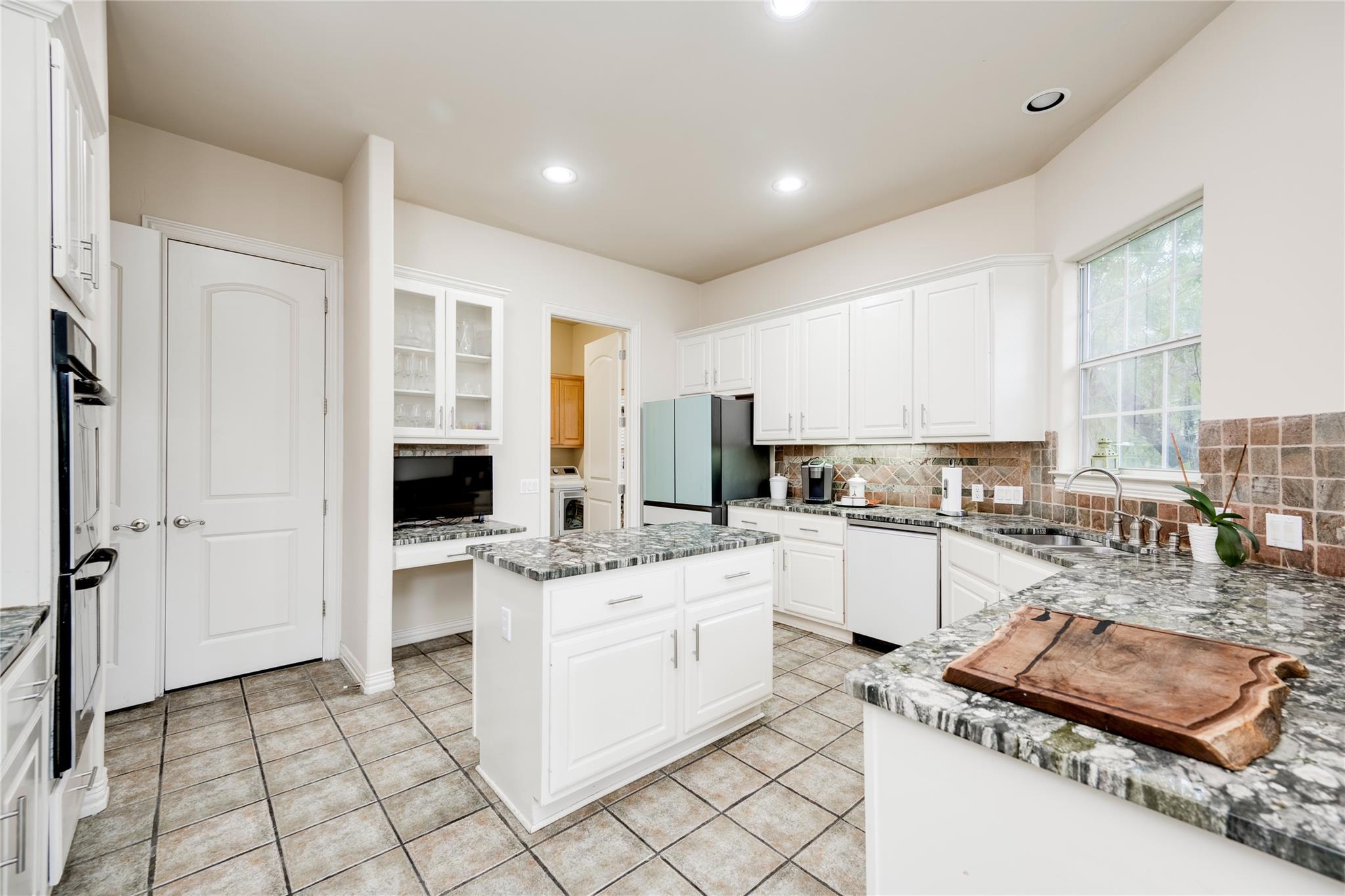 5600 Spurflower DR