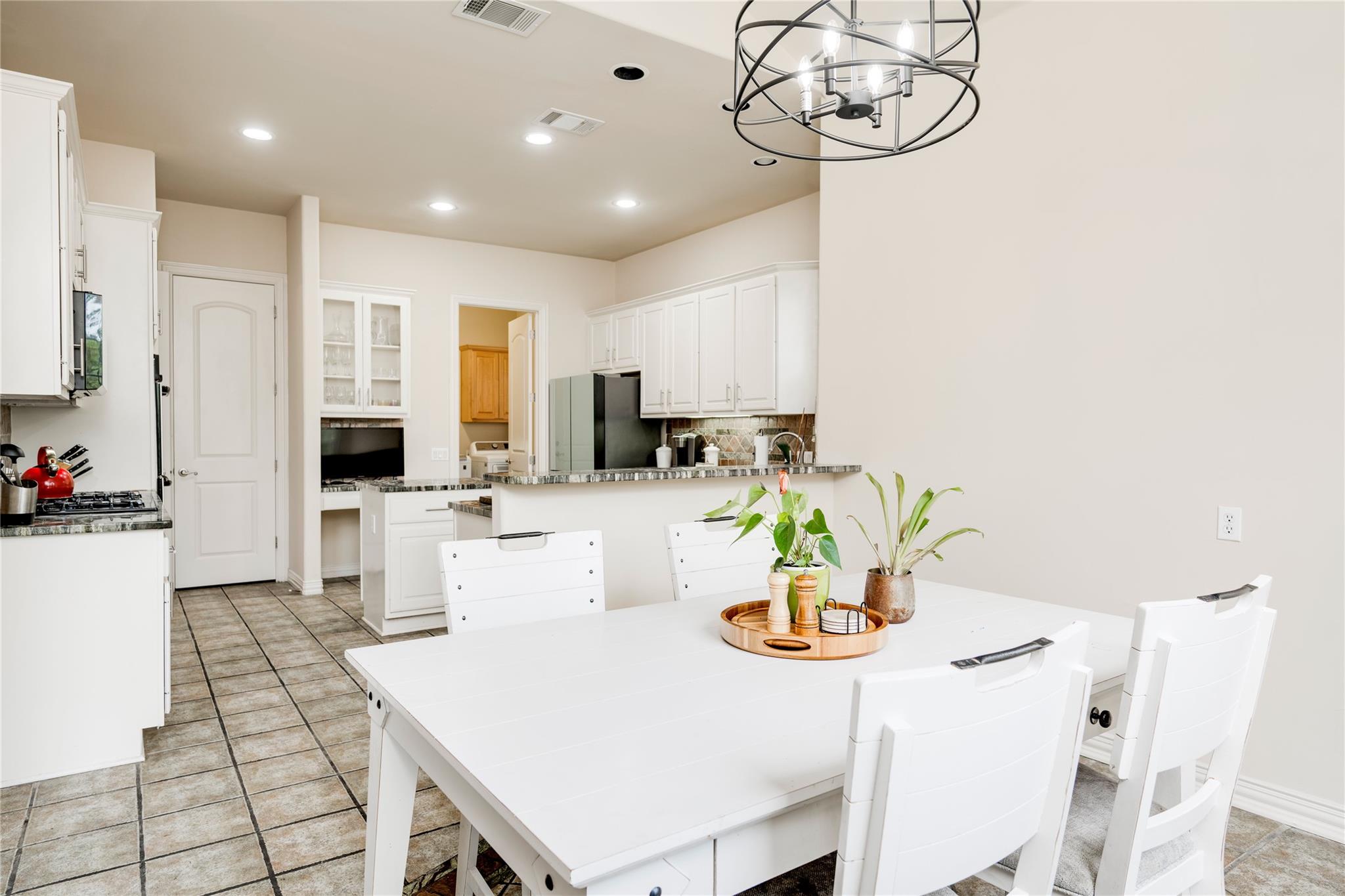 5600 Spurflower DR