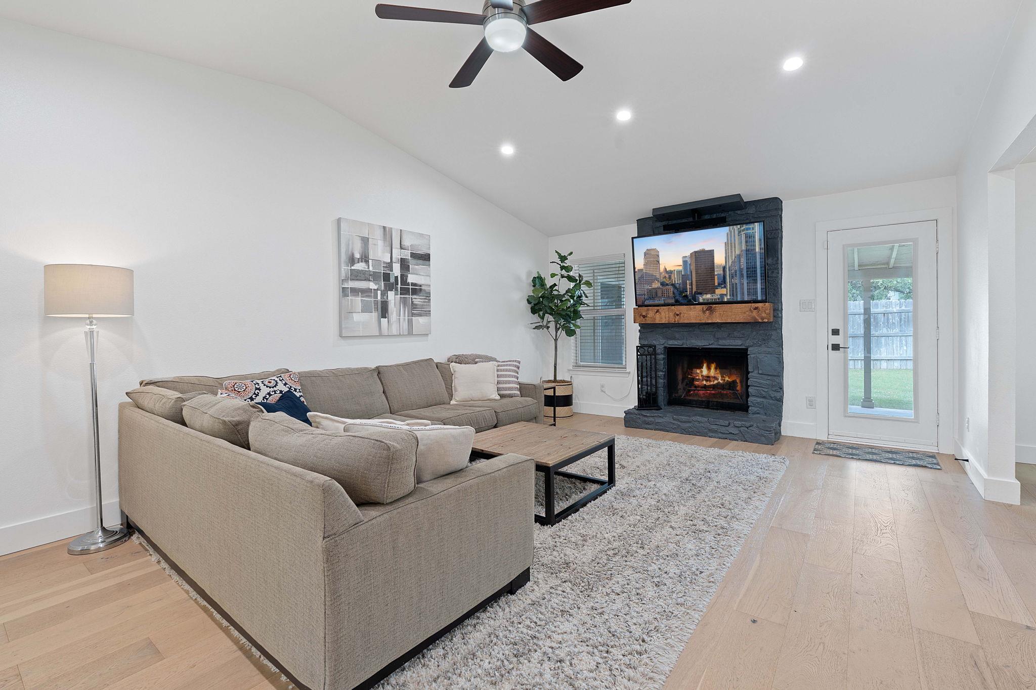 6008 Smith Oak TRL
