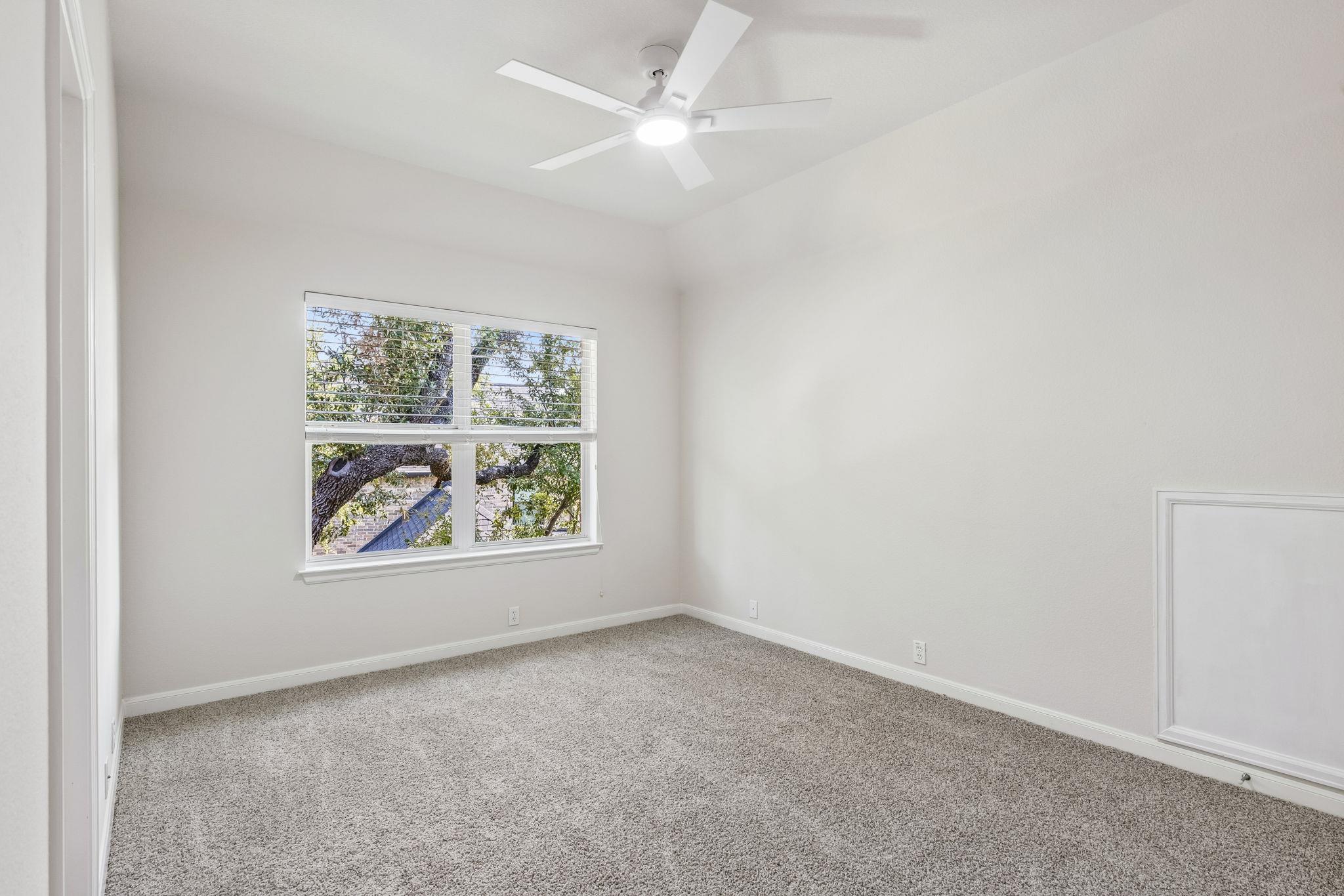 388 Desert Willow WAY
