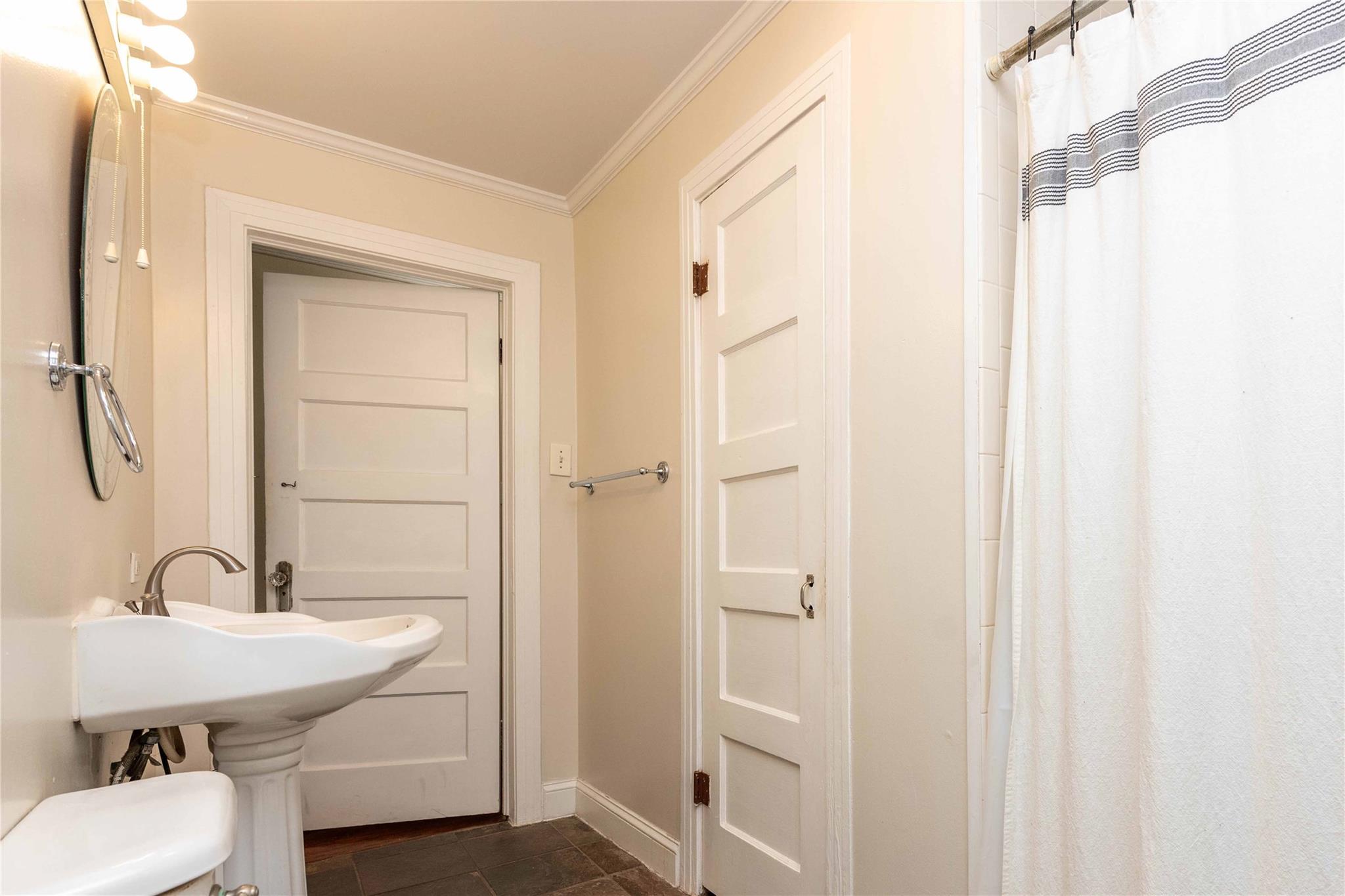 406 Lexington RD # 1