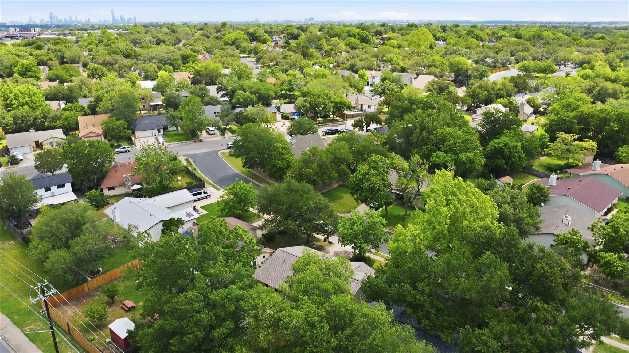 617 Blackberry DR