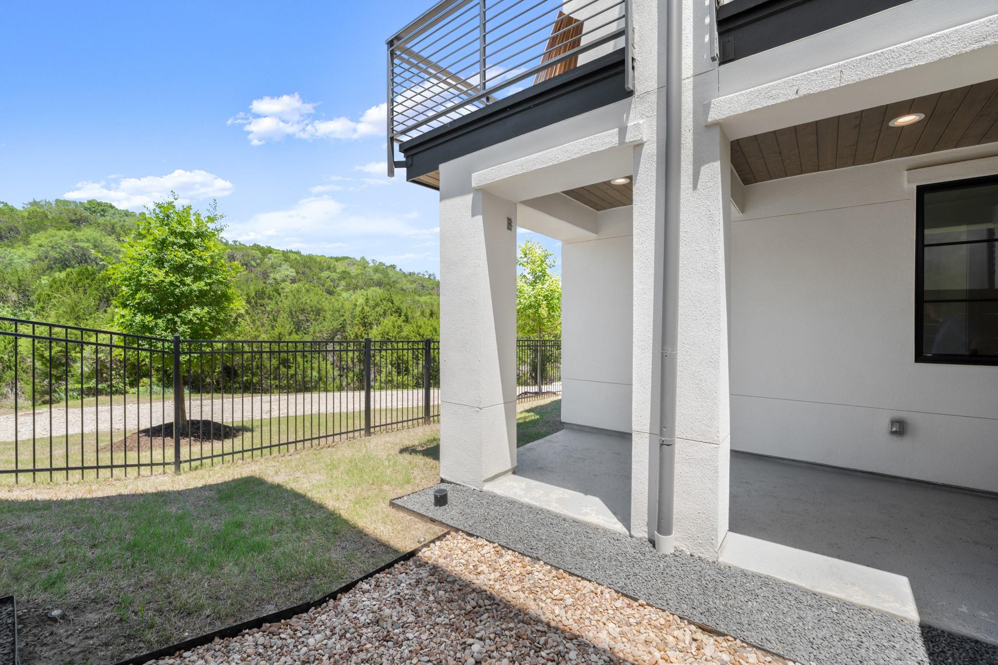 802 Alexia LN