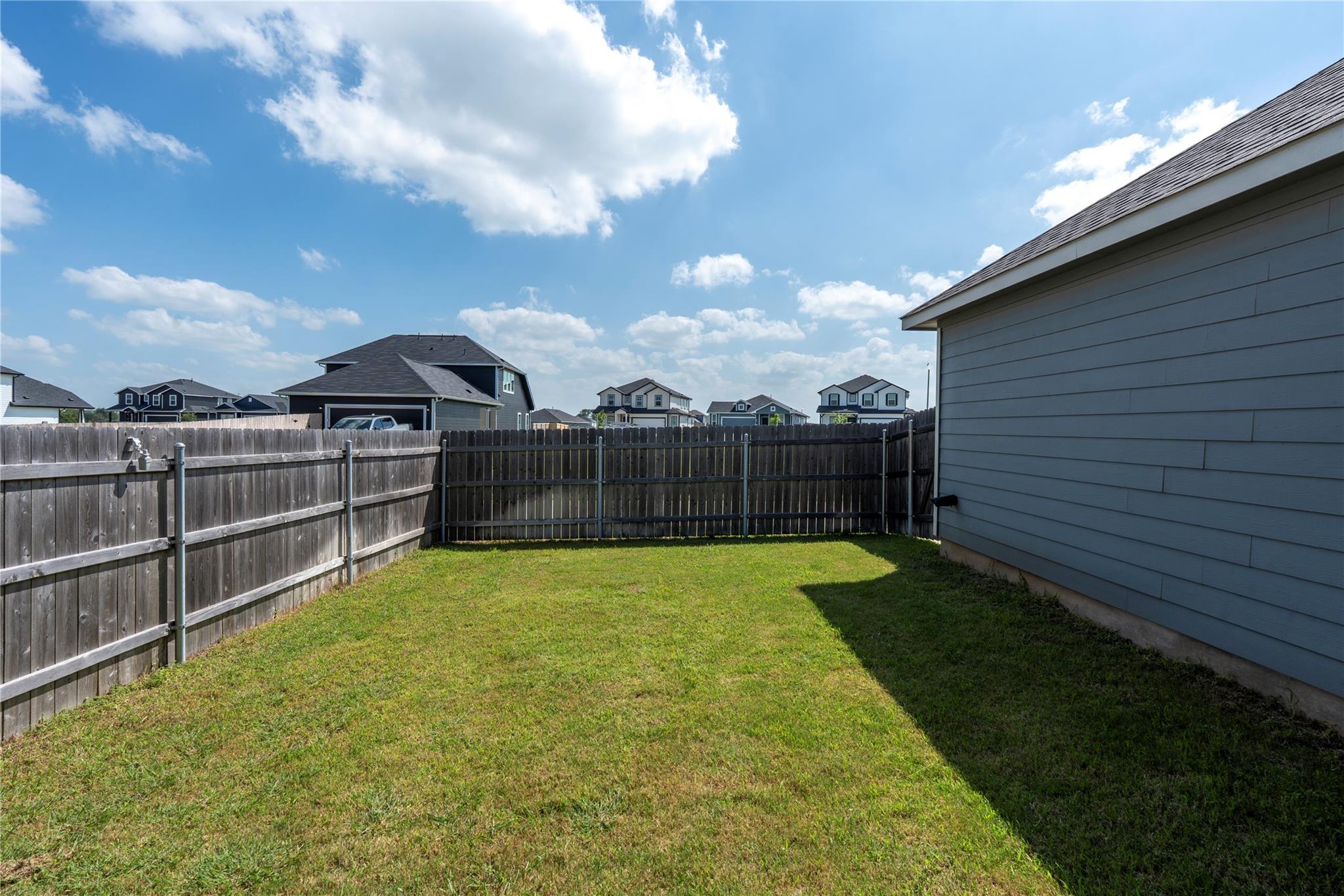 221 Banff DR