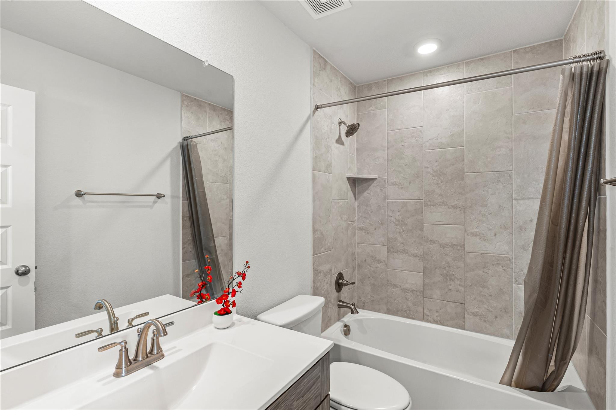 221 Banff DR