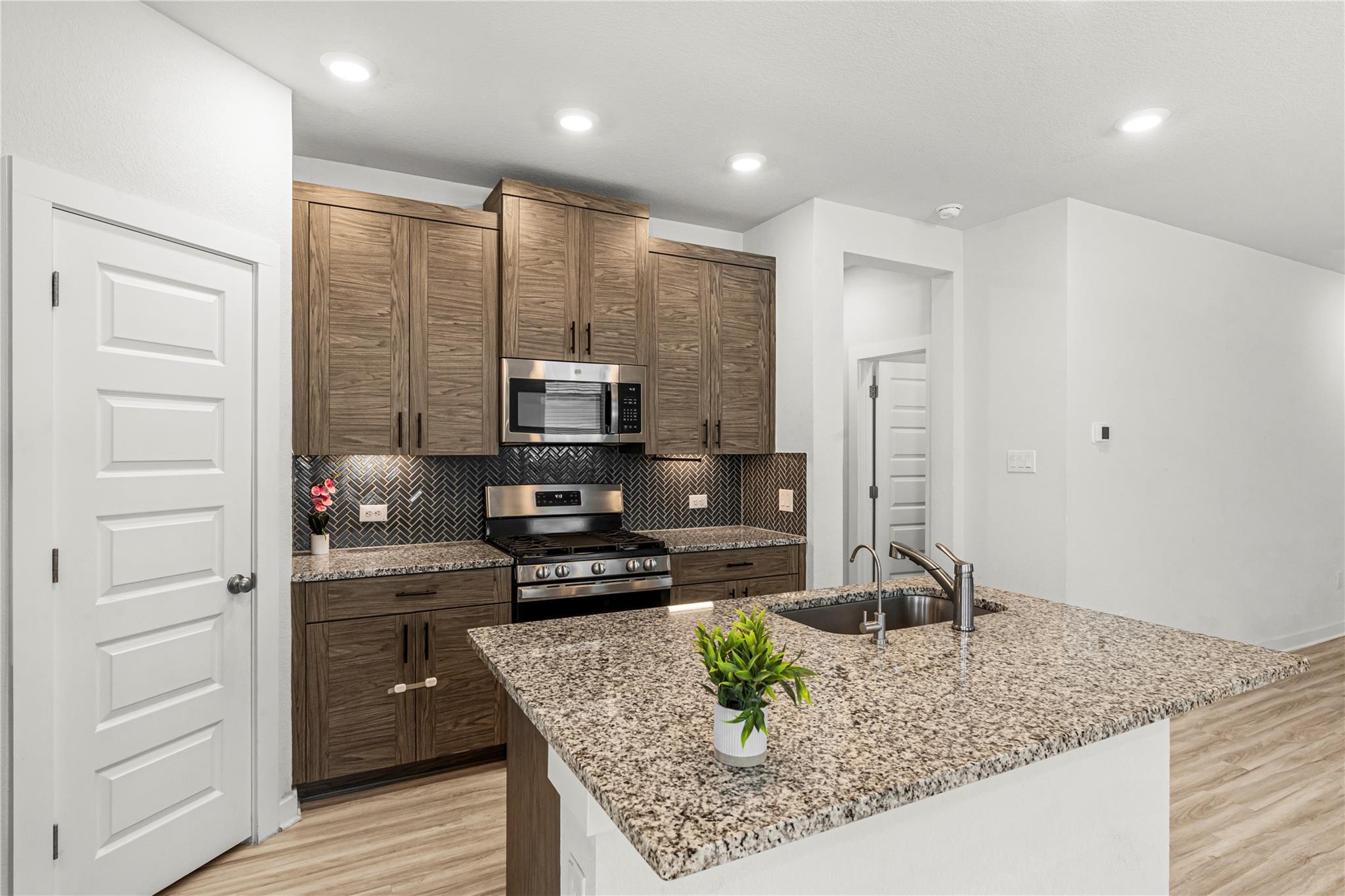 221 Banff DR